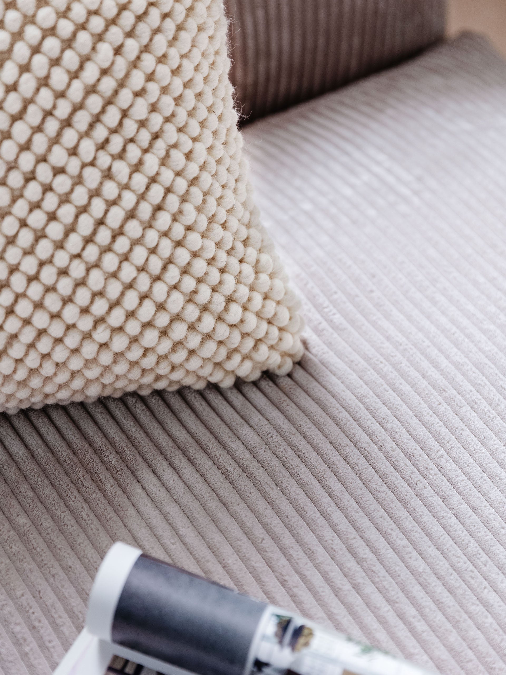 Housse de coussin perles crème