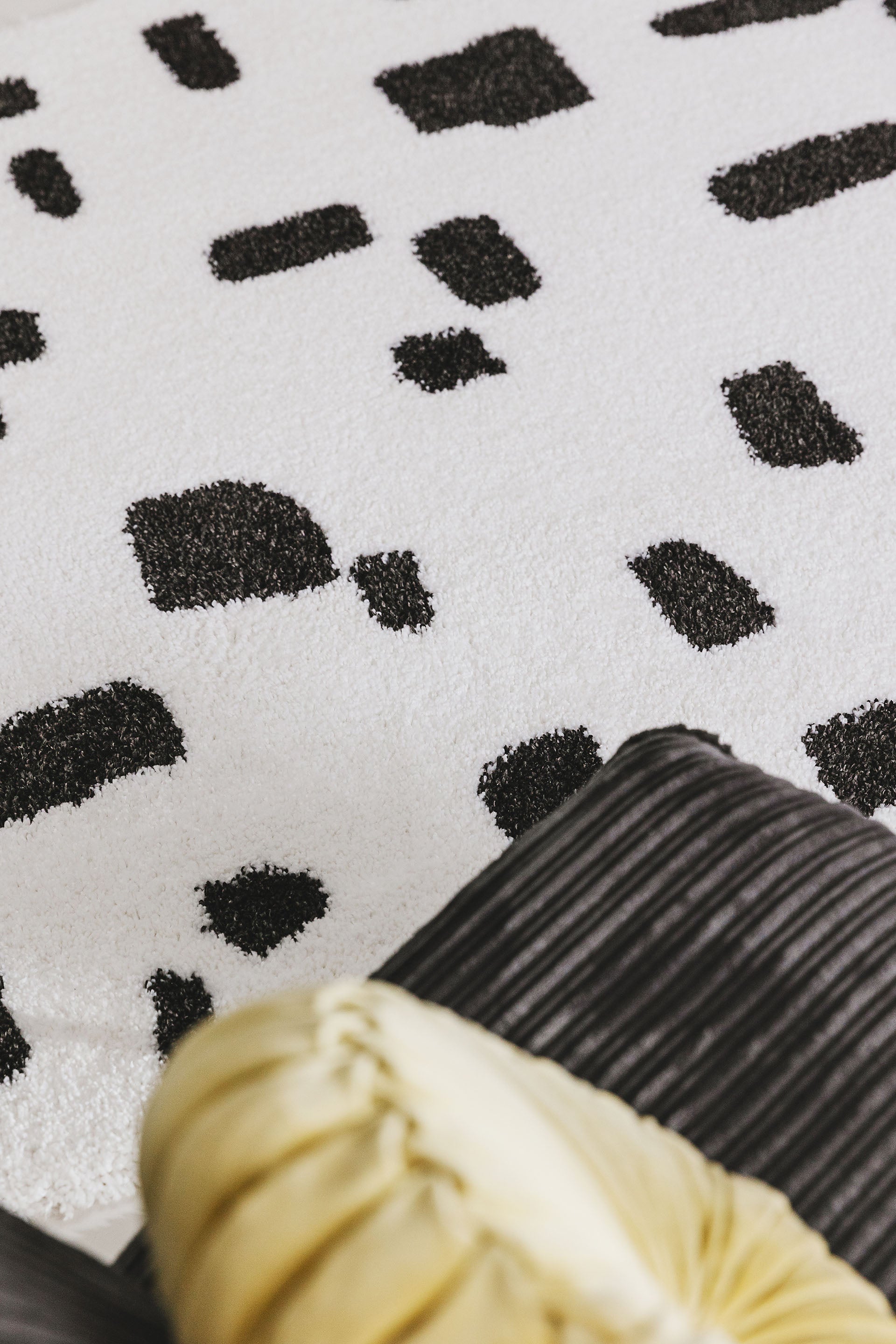 Shaggy rug Louise Black/White