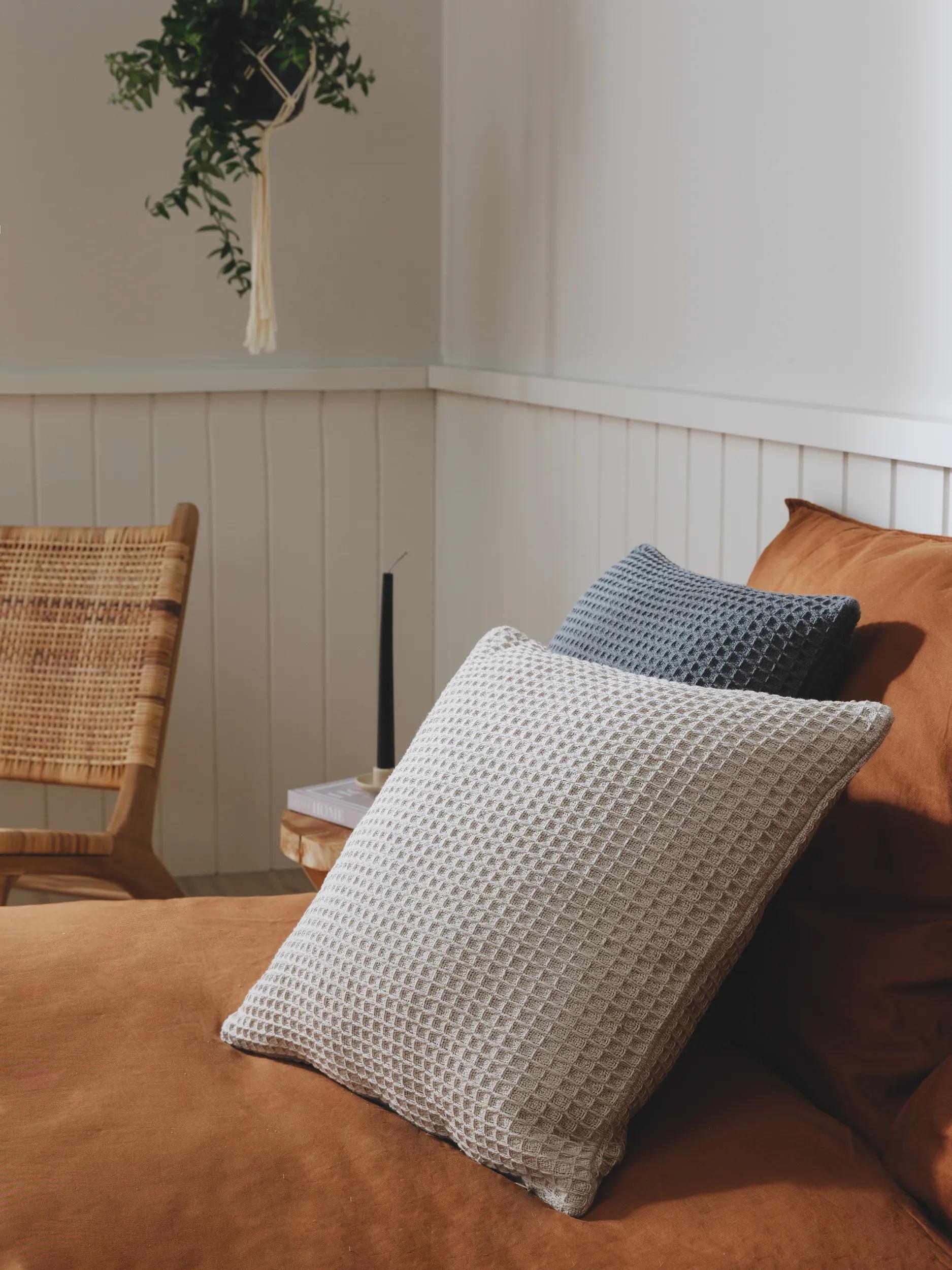 Cushion Cover Amalia Ivory