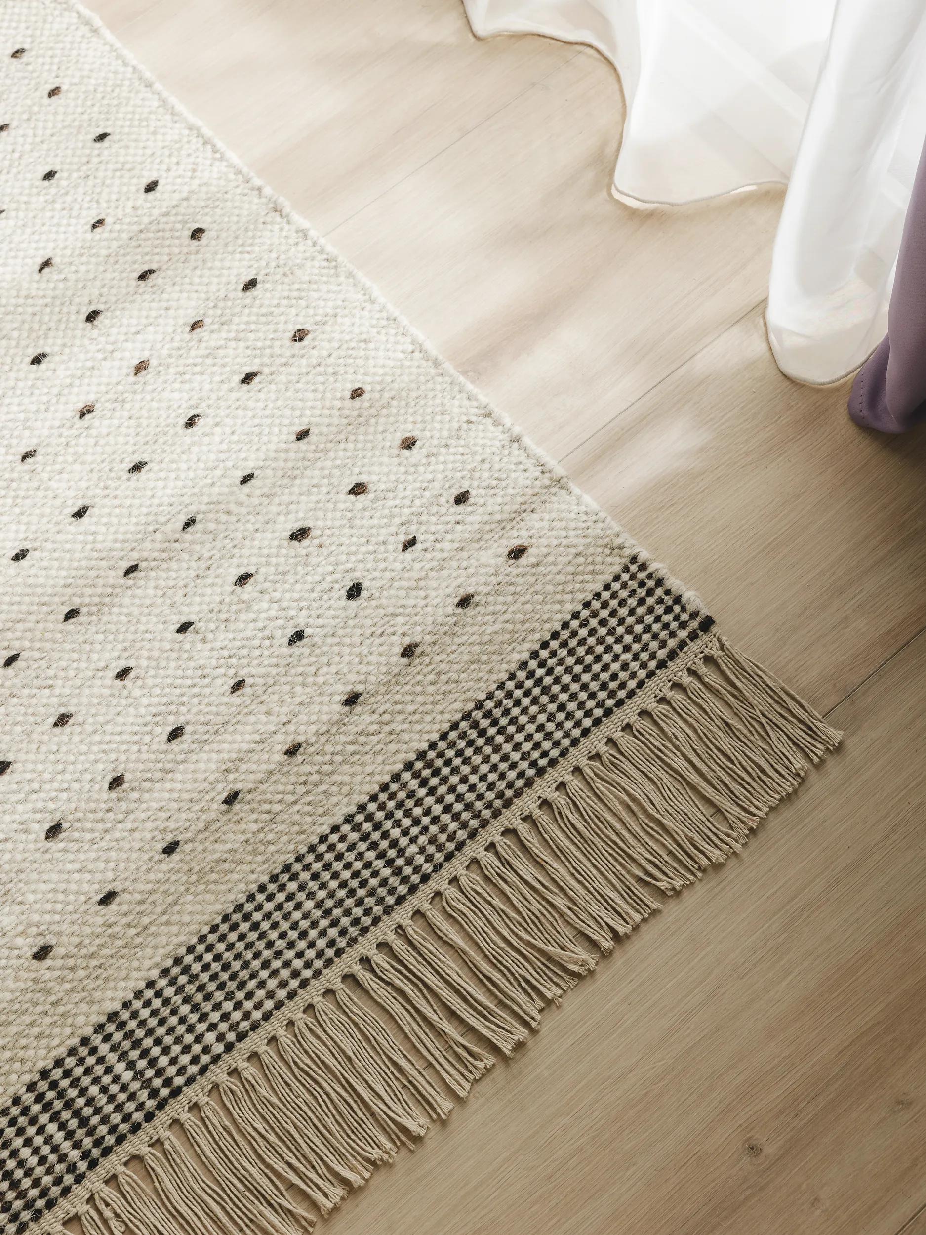 Wool Runner Bahati Black/White