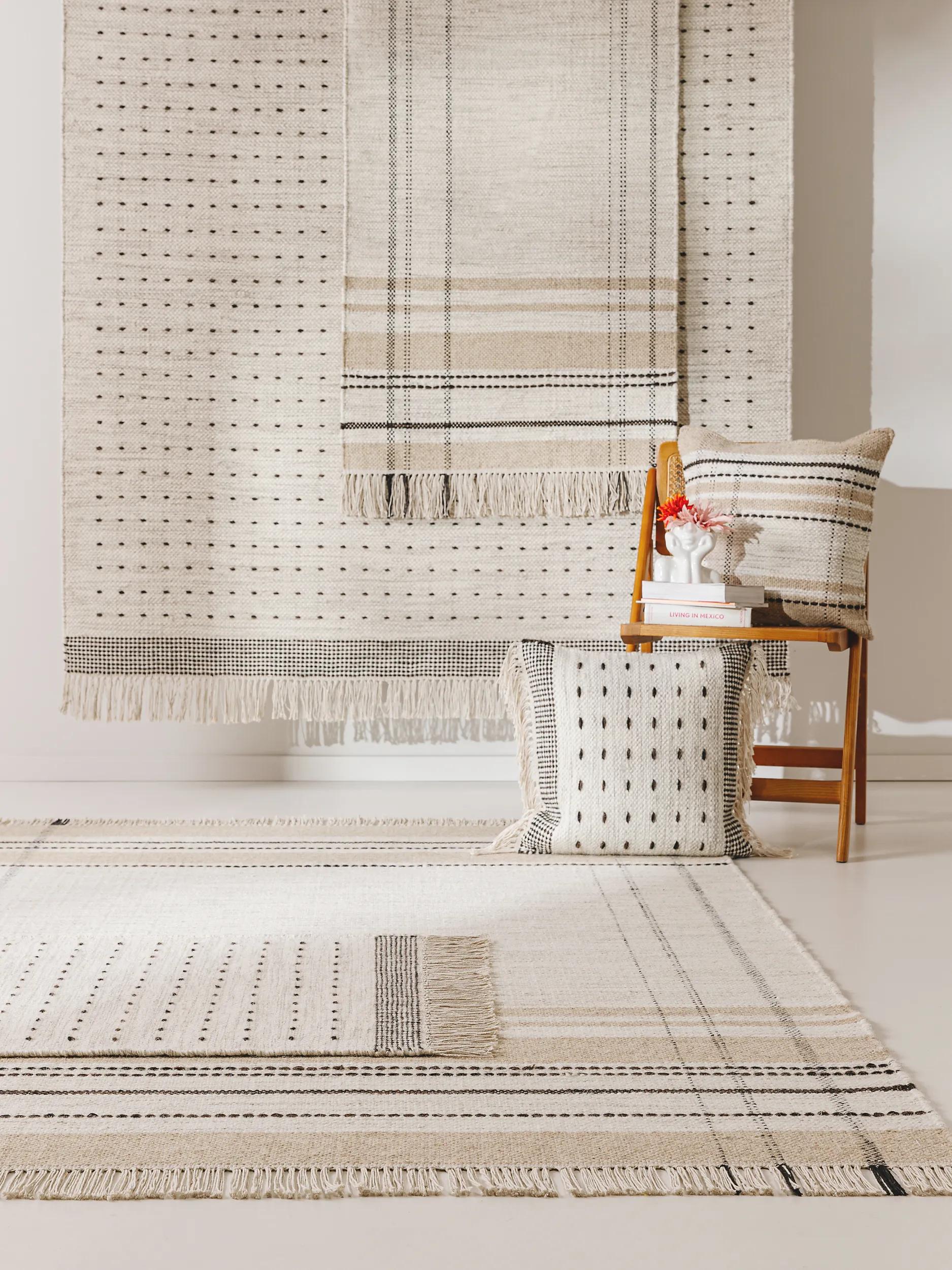 Wool Runner Bahati Black/White