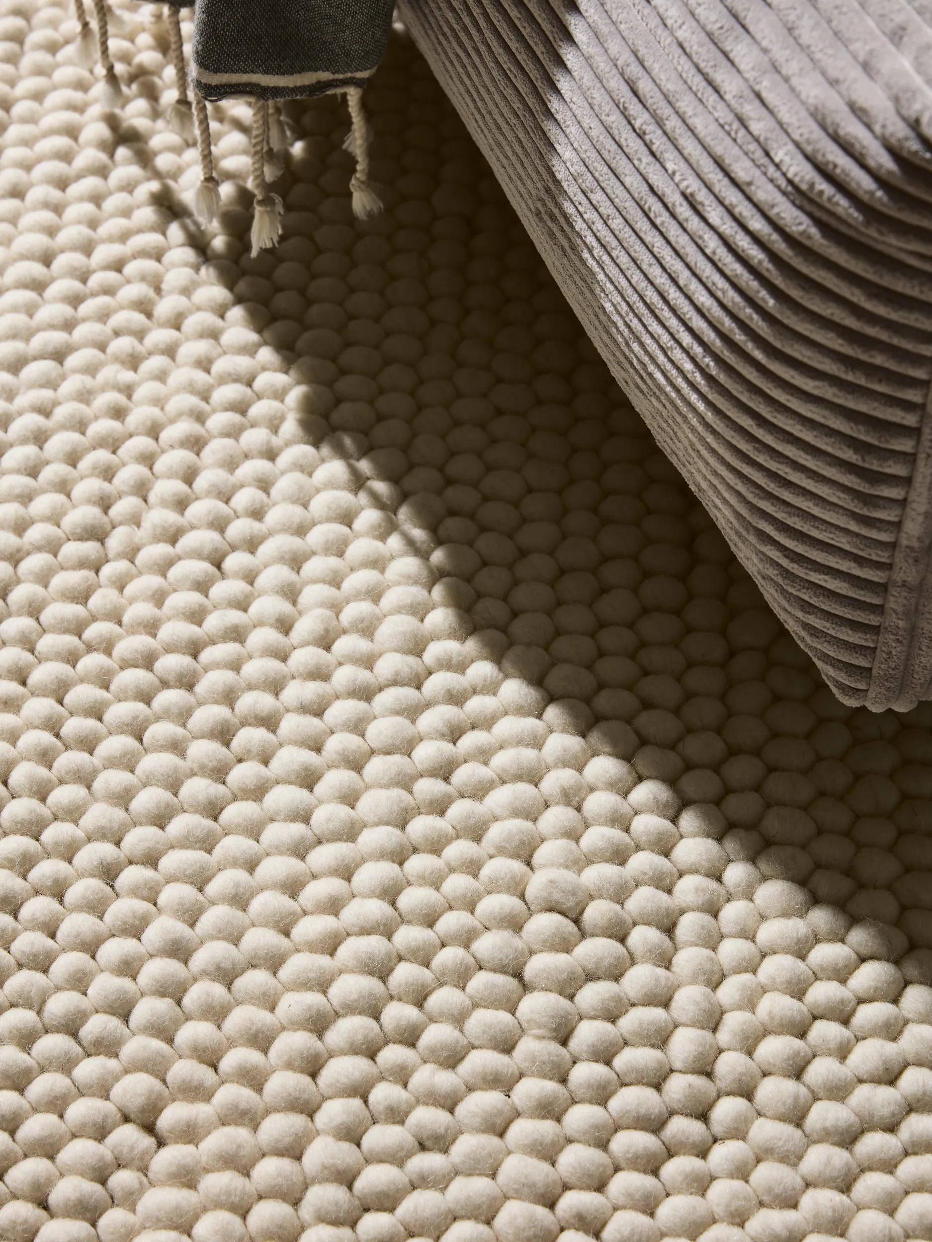 Wool Rug Beads Cream