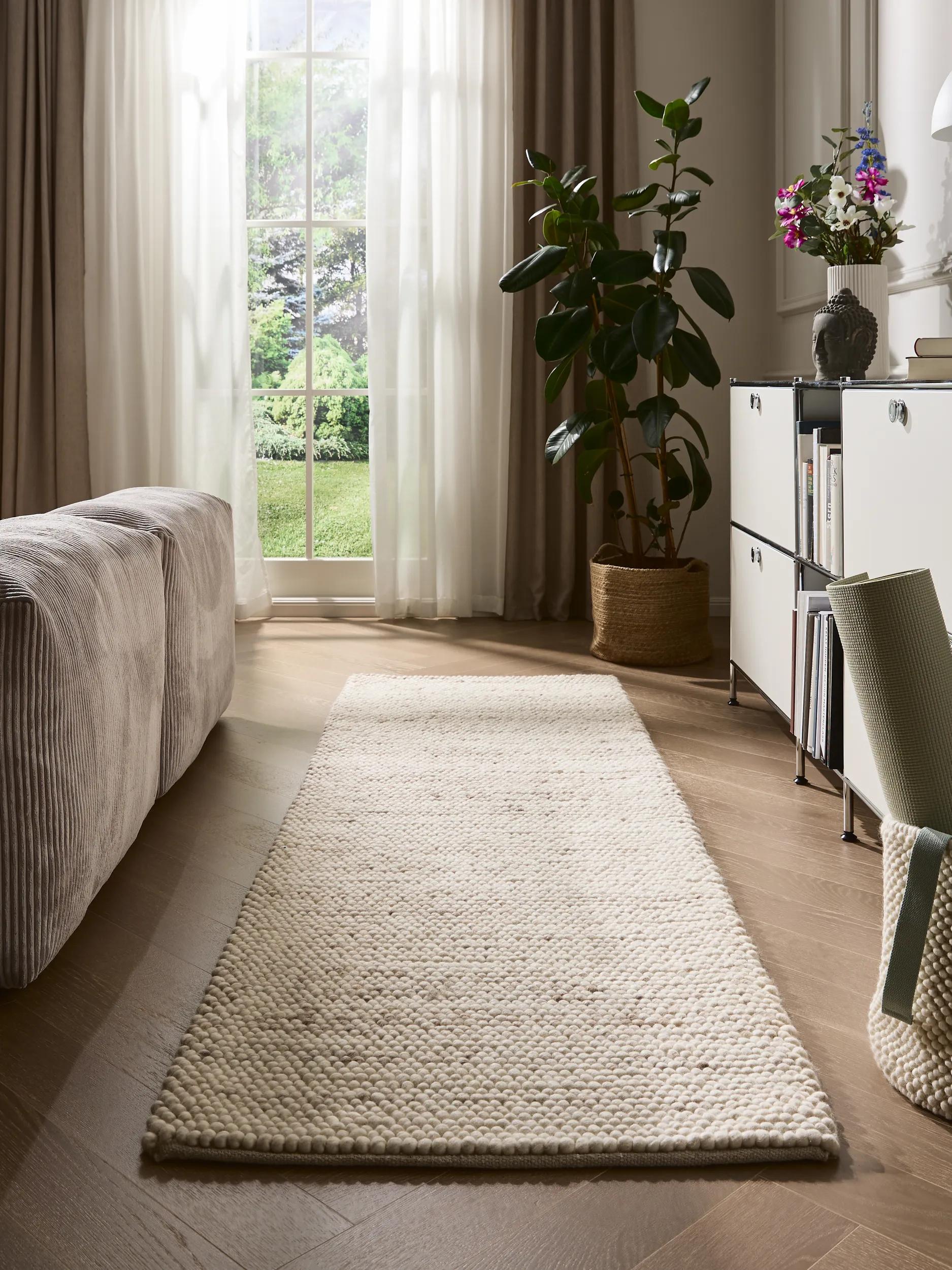 Cuentas de corredor de lana beige