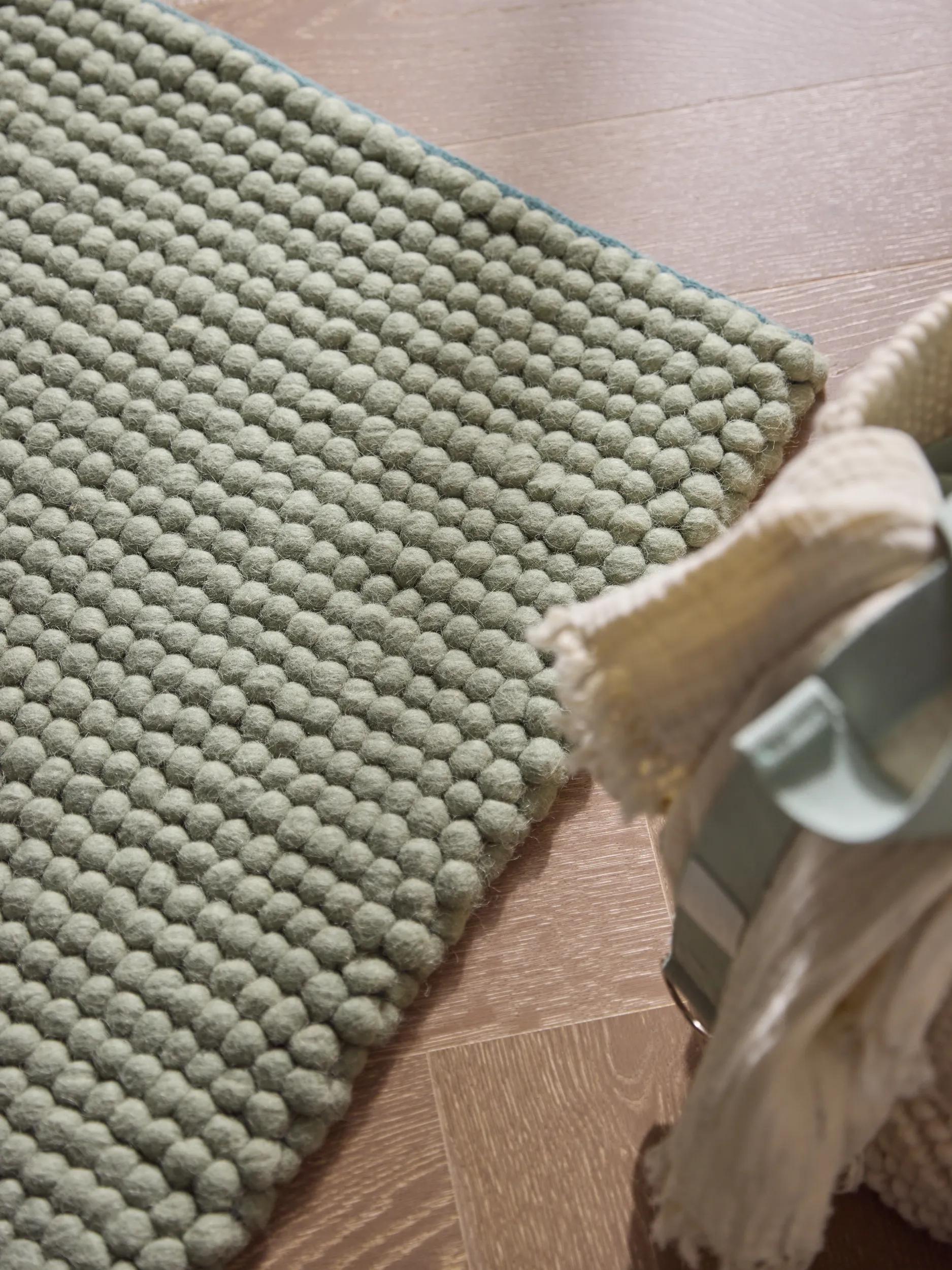 Wool Runner Beads Green