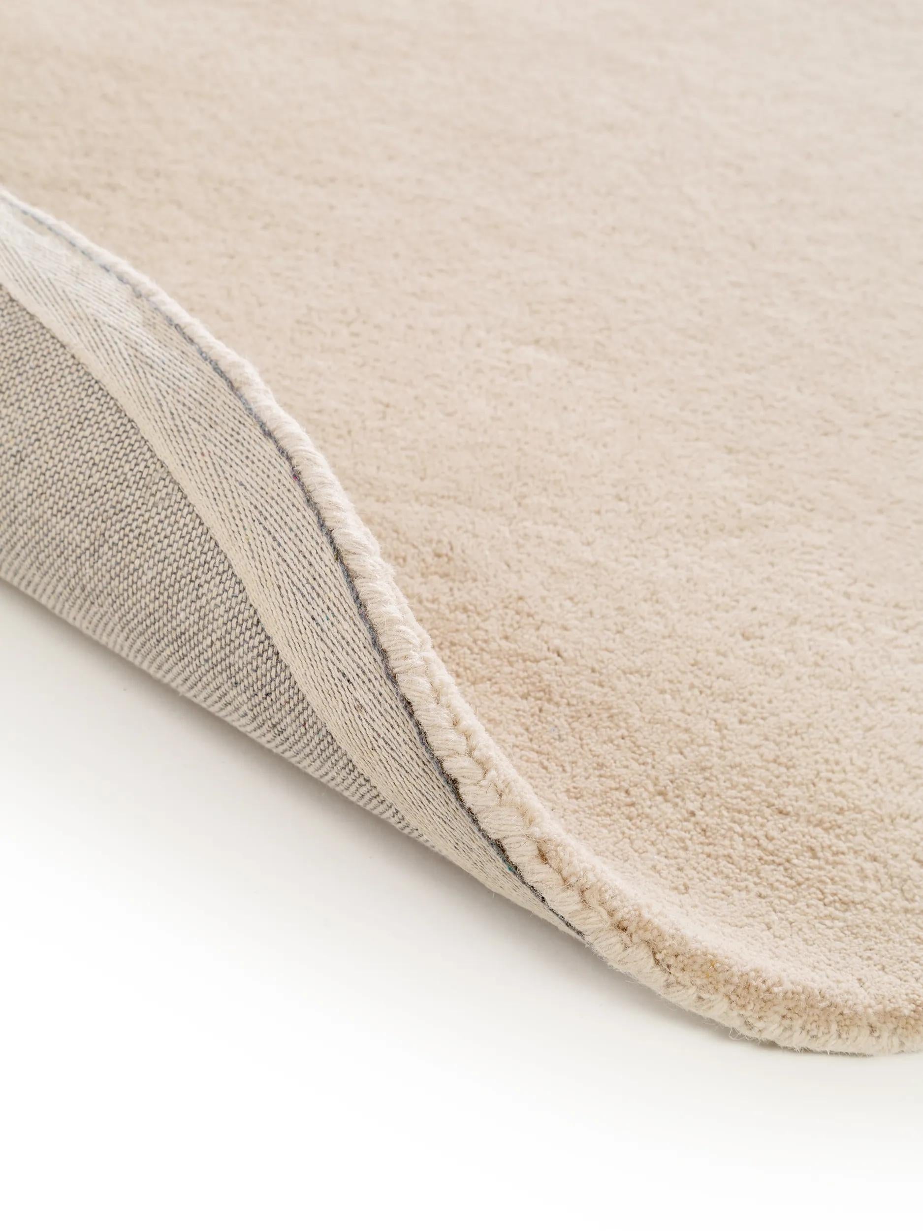 Wool Rug Bent Cream