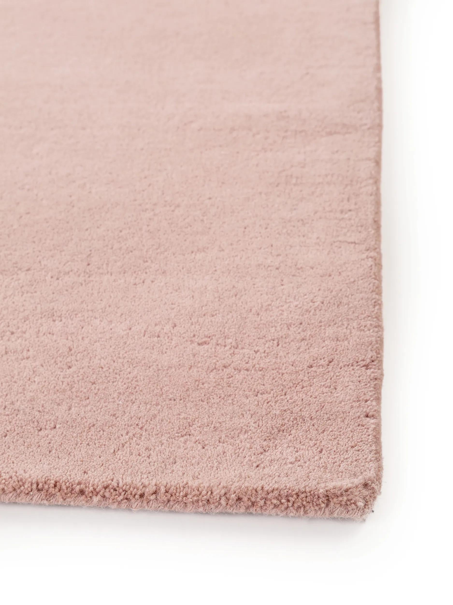 Wool Rug Bent Rose