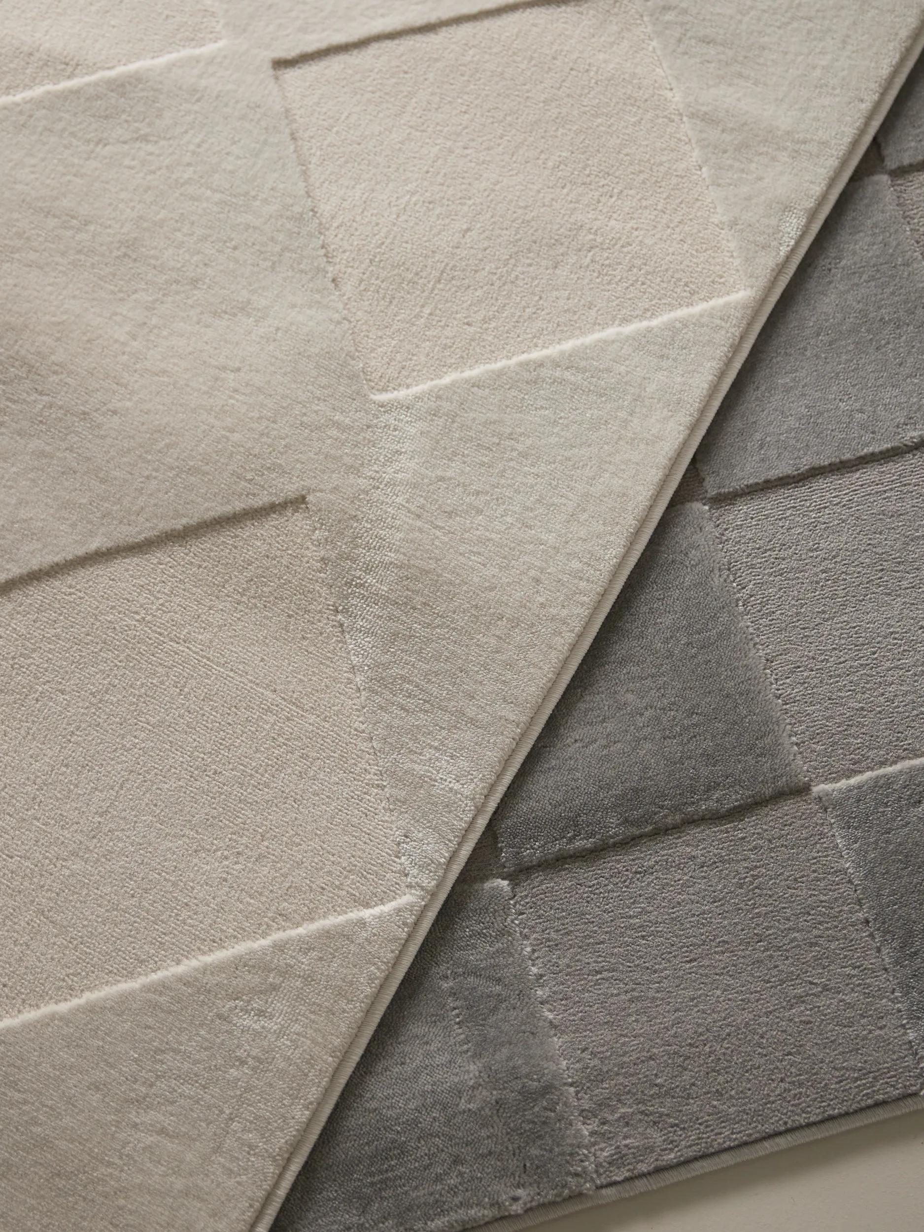 Rug Claire Light Grey