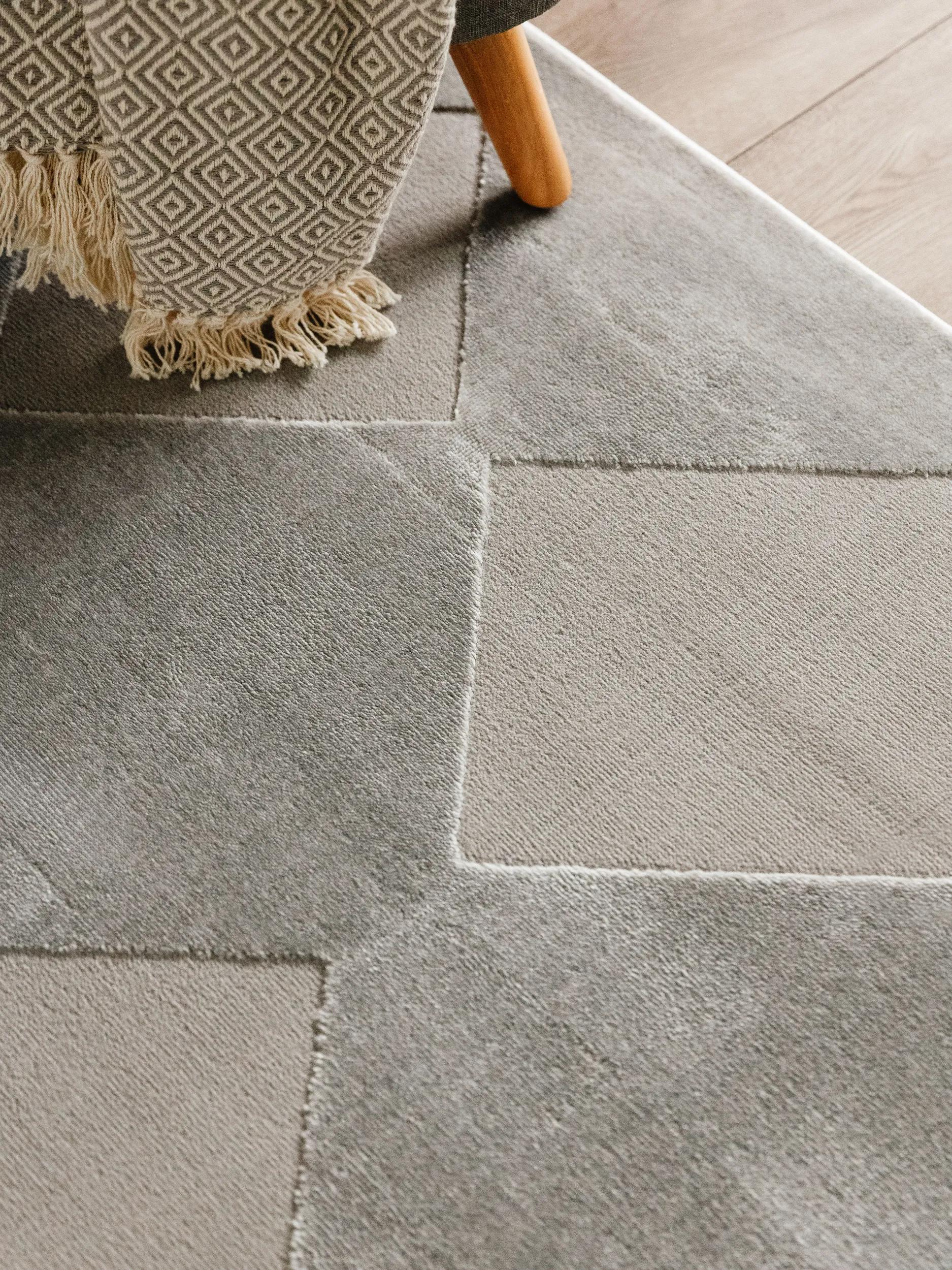 Rug Claire Light Grey