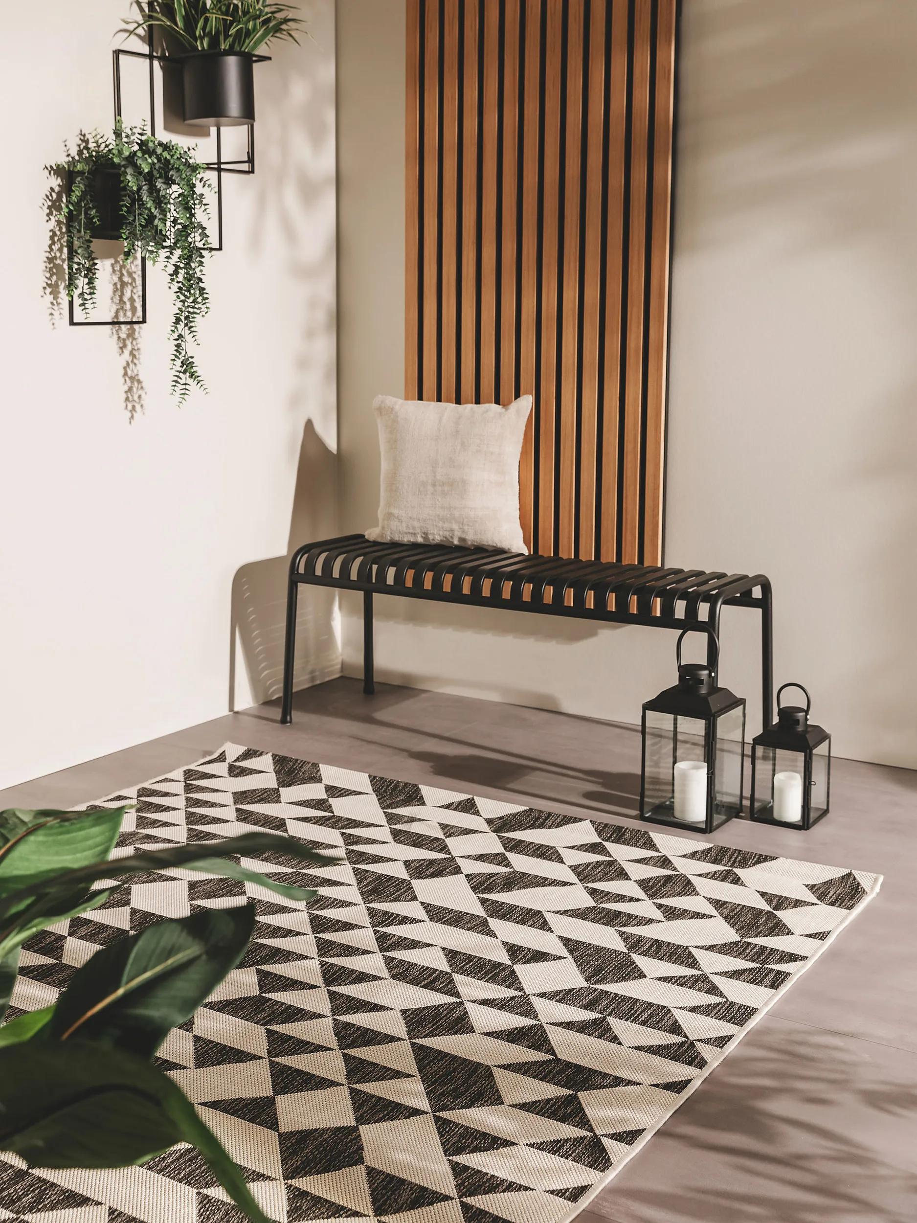 In- & Outdoor Rug Cleo Black