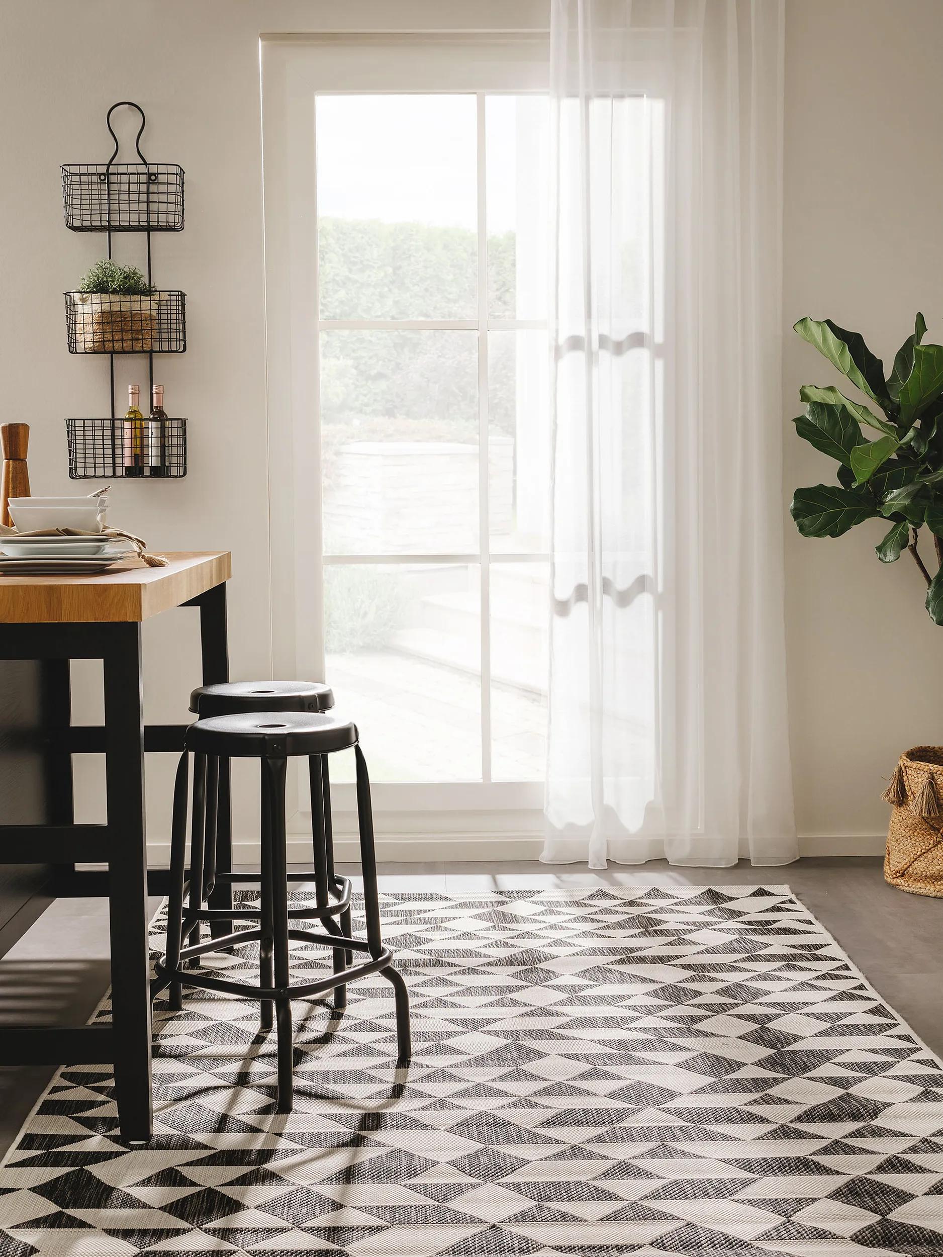 In- & Outdoor Rug Cleo Black