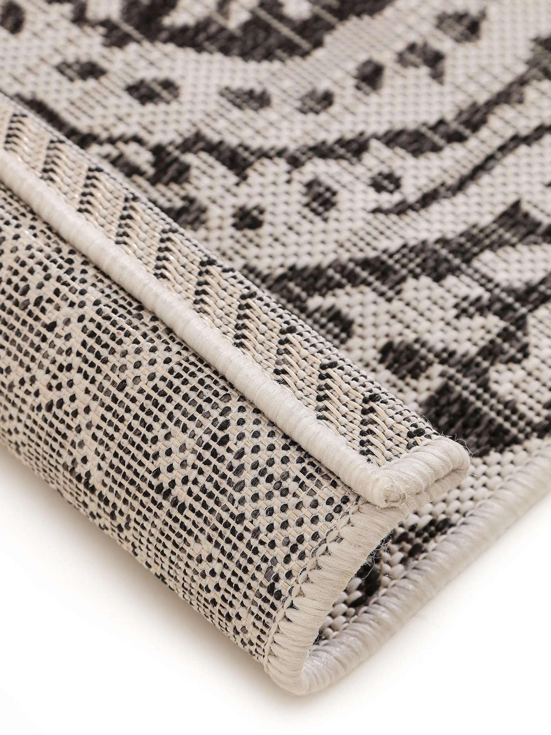 In- & Outdoor Rug Cleo White/Black