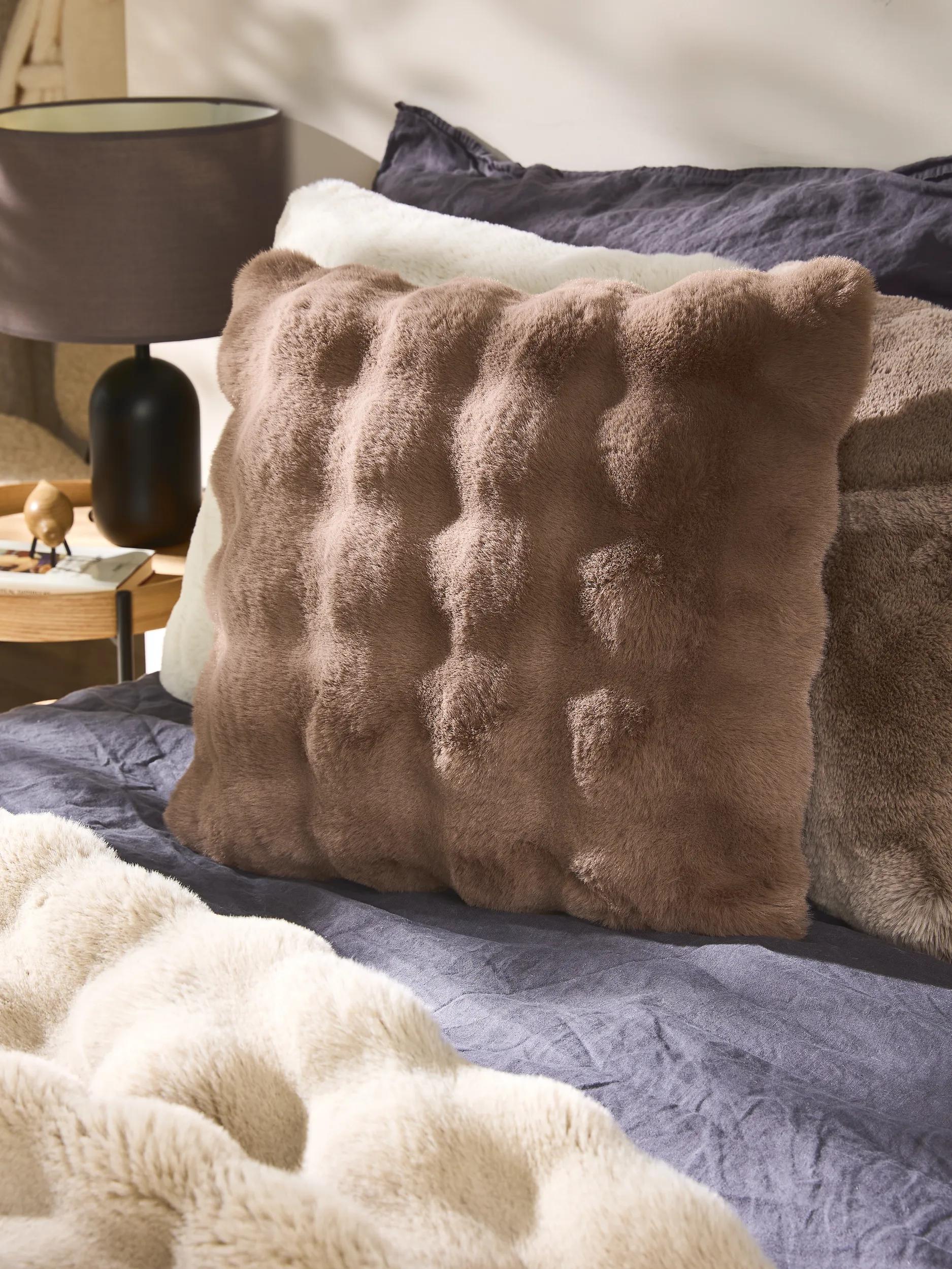 Funda de Cojín Dave Brown