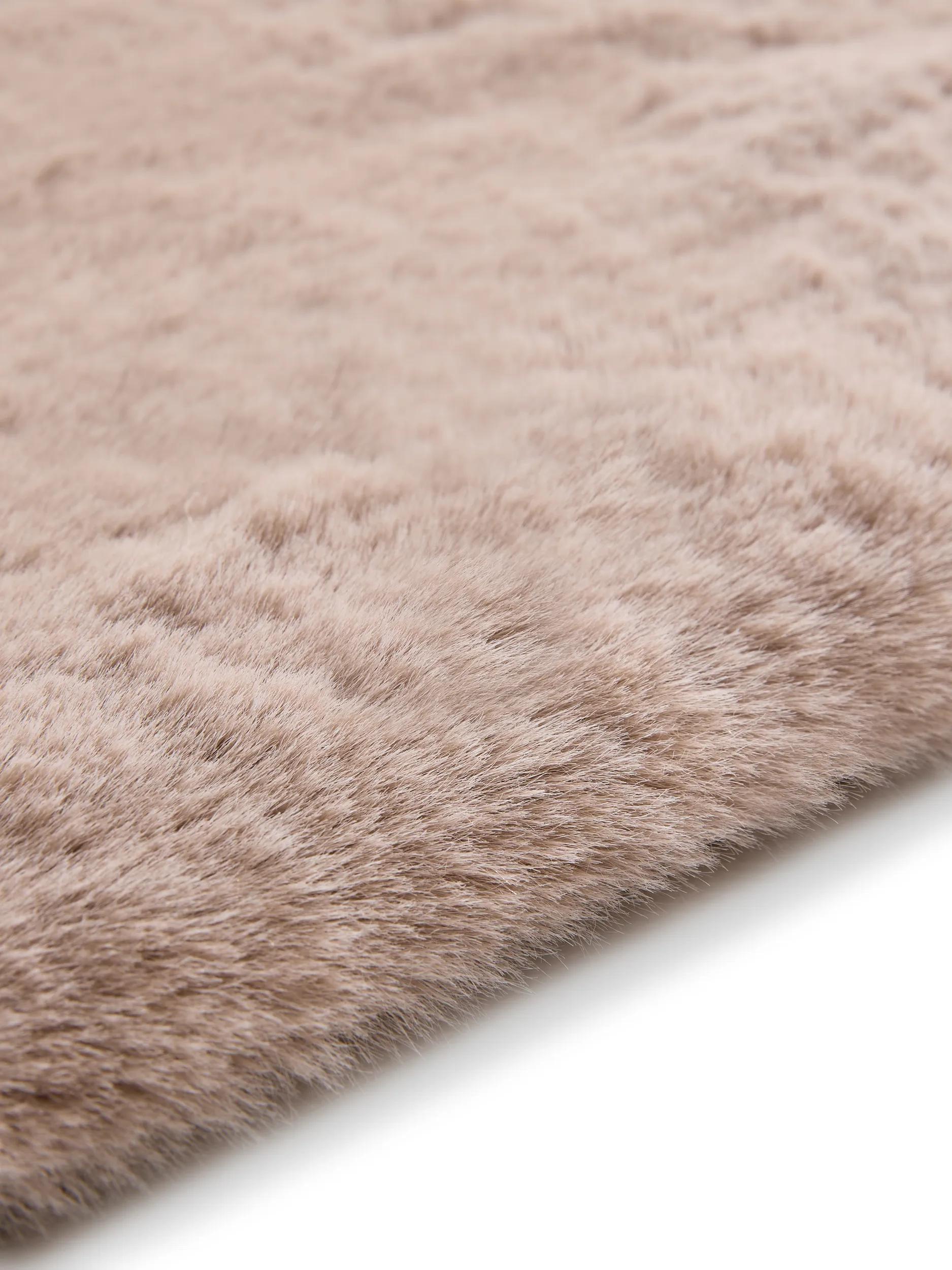 Fur Rug Dave Taupe