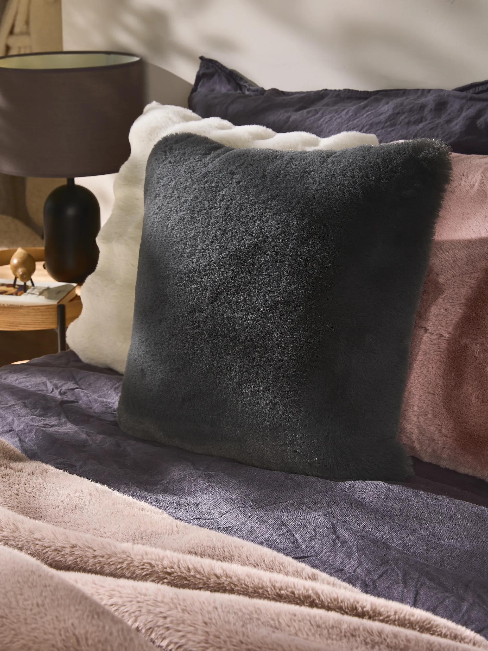 Cushion Cover Dave Charcoal