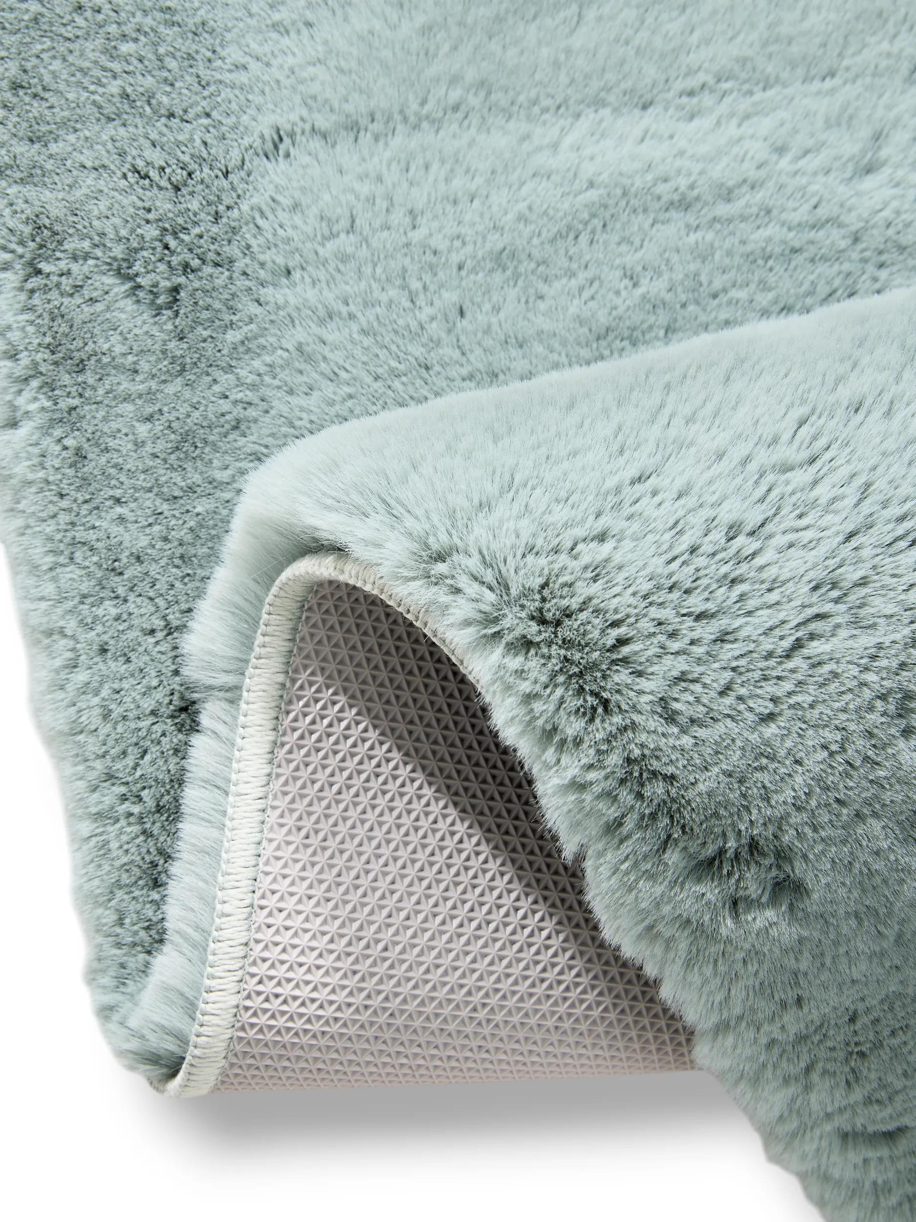 Fur Rug Dave Mint