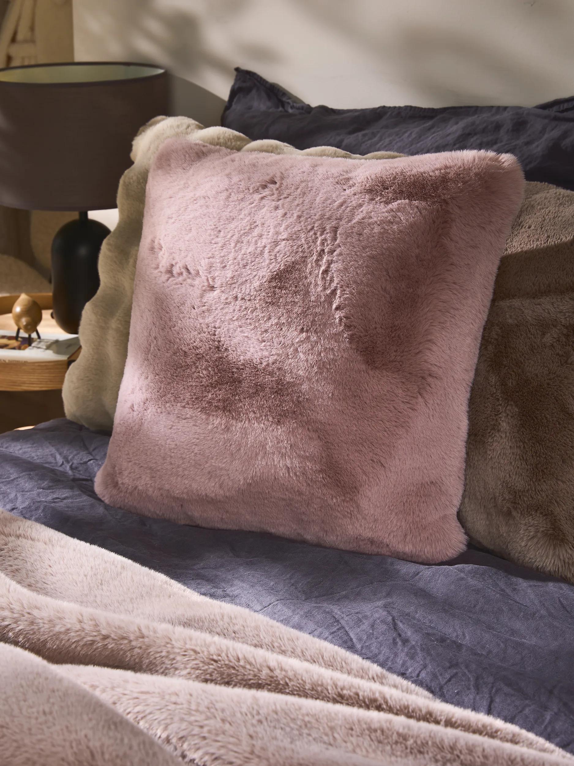 Cushion Cover Dave Rose