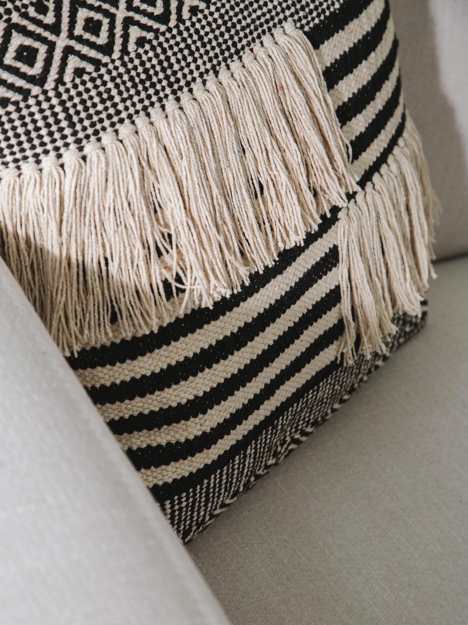 Cushion Cover Deja Black/White