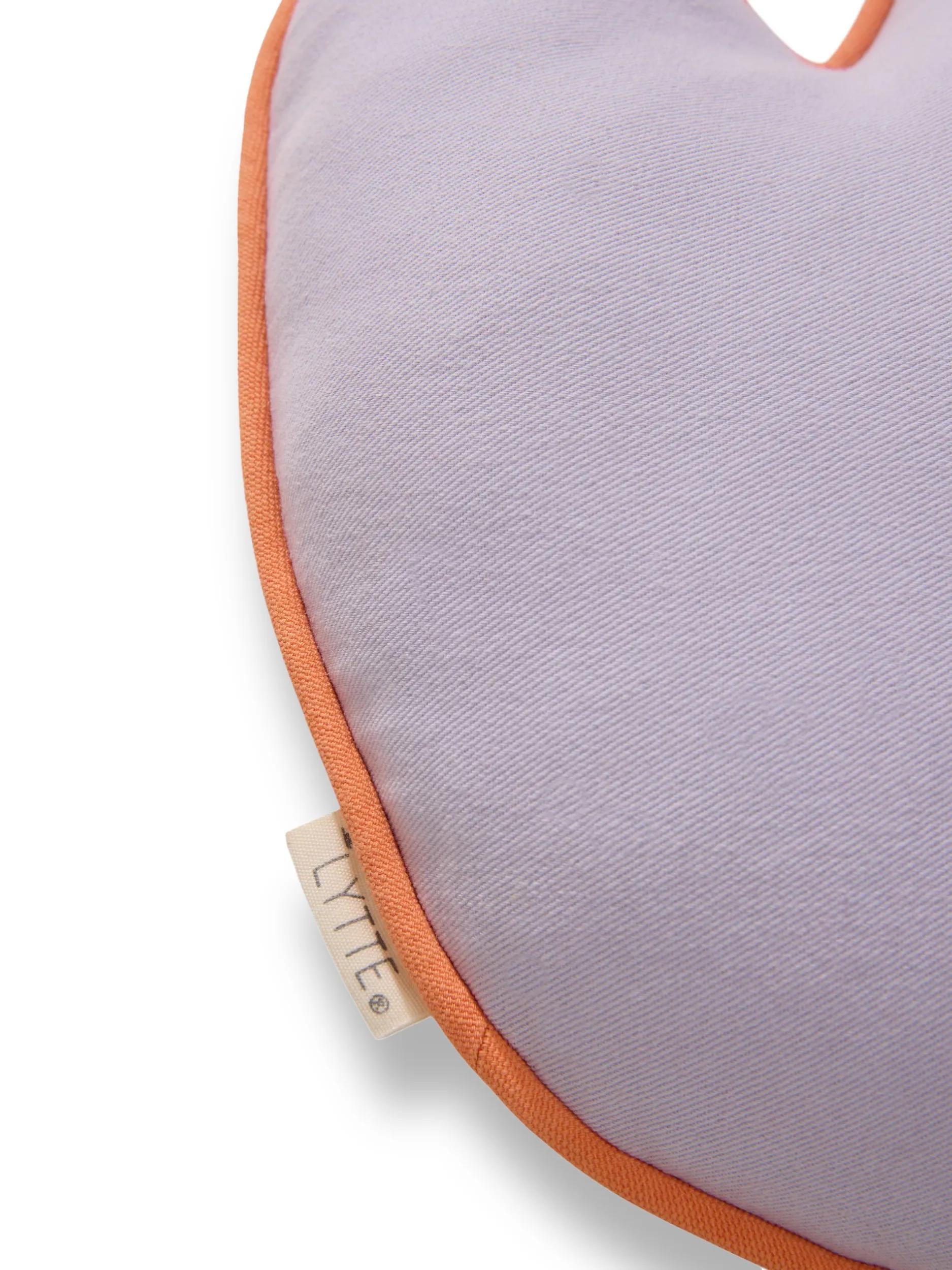 Cushion Fleur Purple