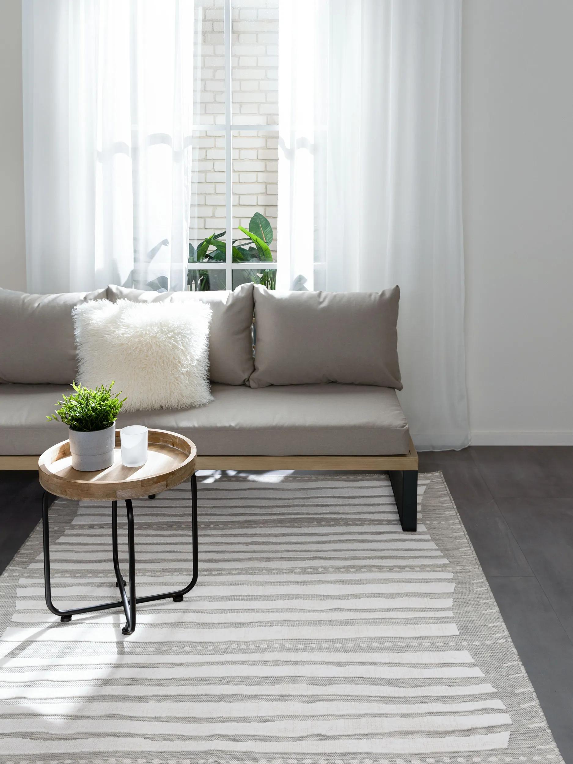 In- & Outdoor Rug Flora Grey