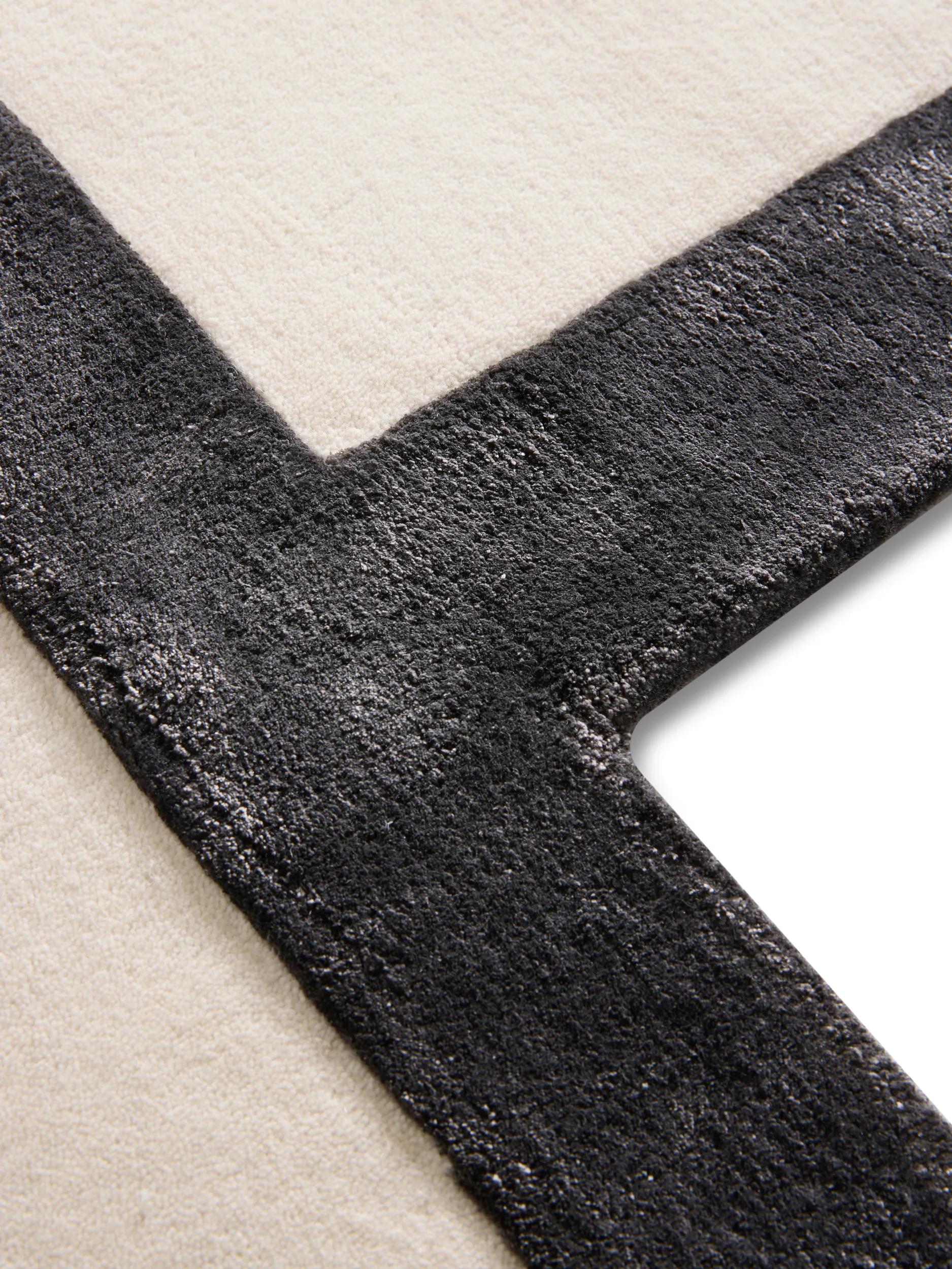 Rug Fold Black/White