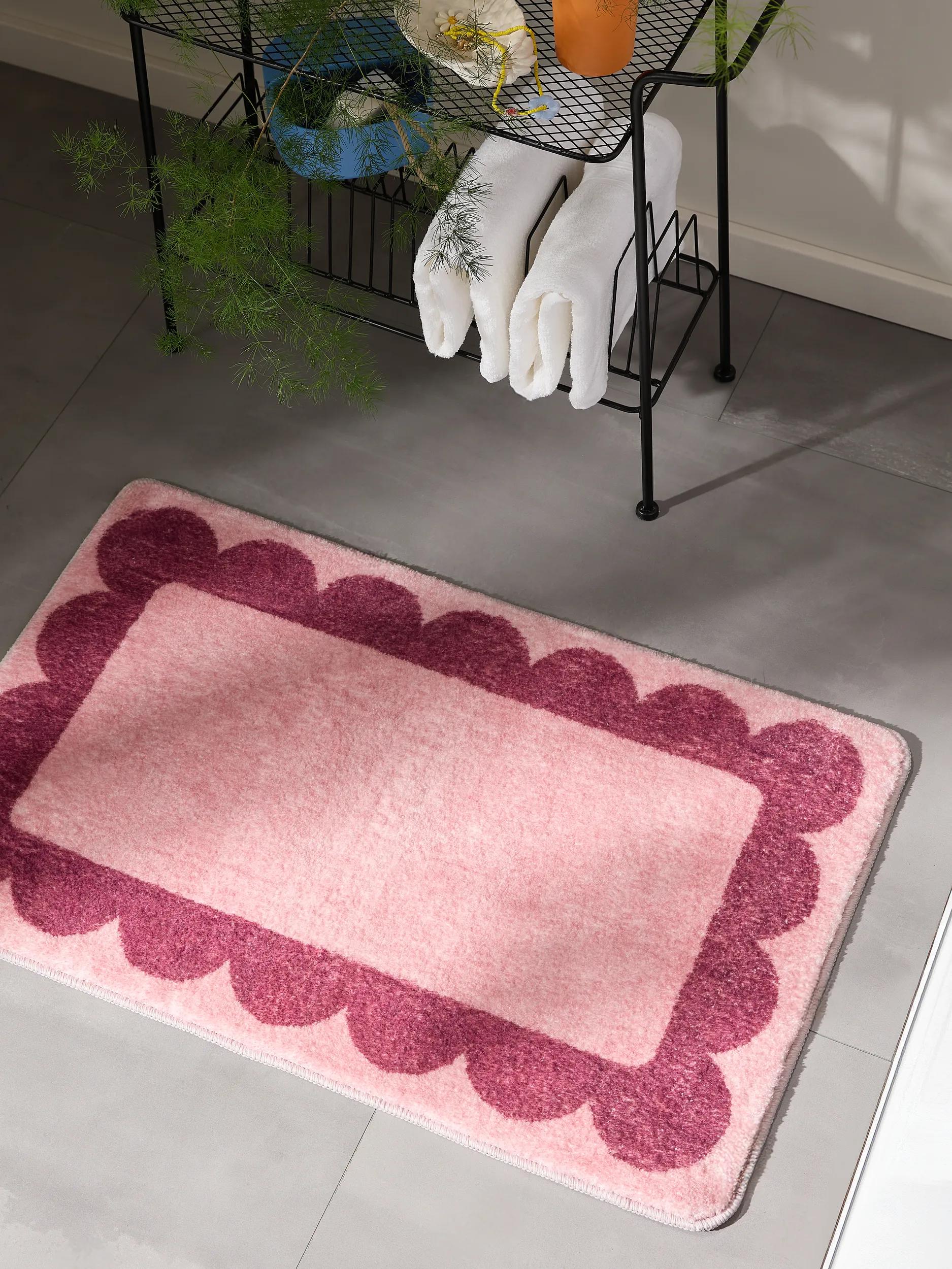 Bath Rug Frame Pink