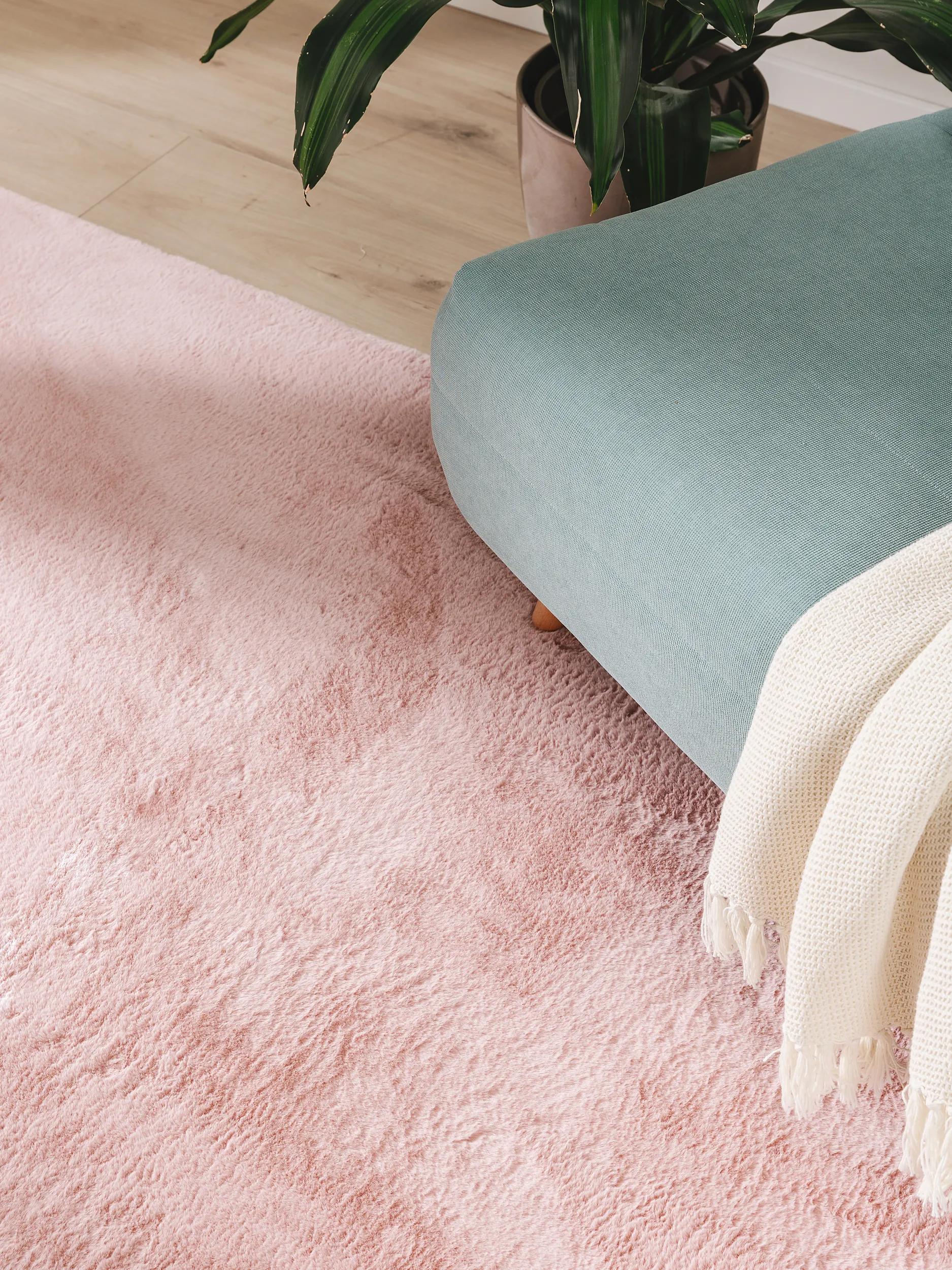 Fur Rug Furry Rose