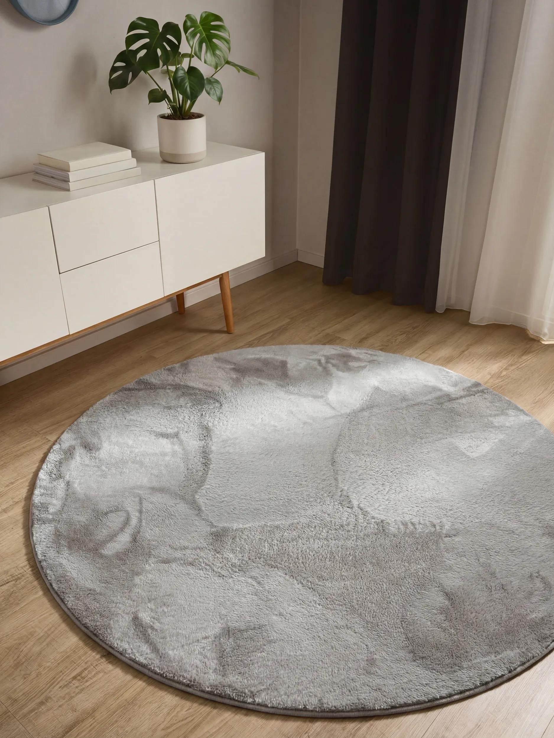 Faux Fur Rug Furry Light Grey