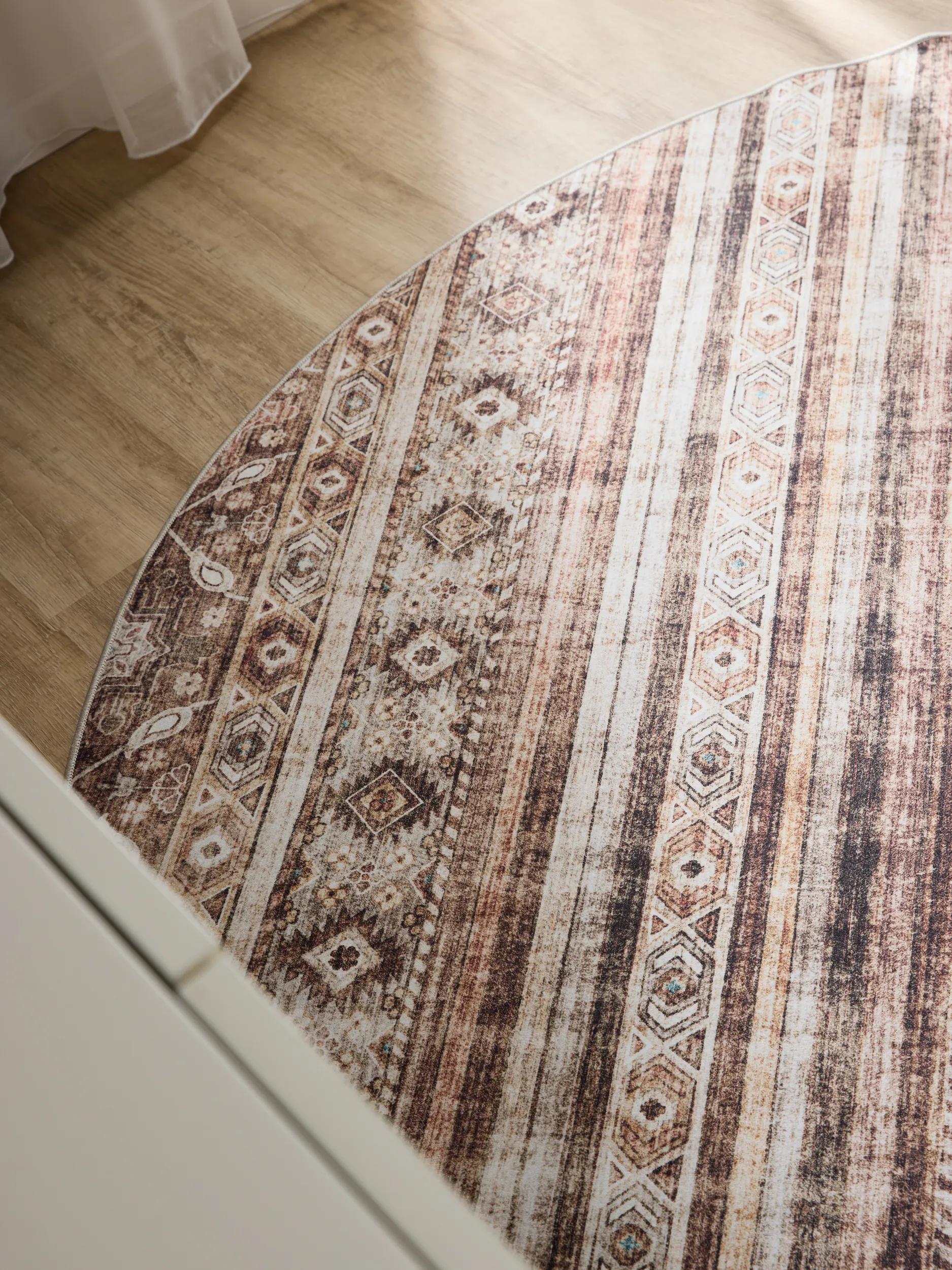 Washable Rug George Brown