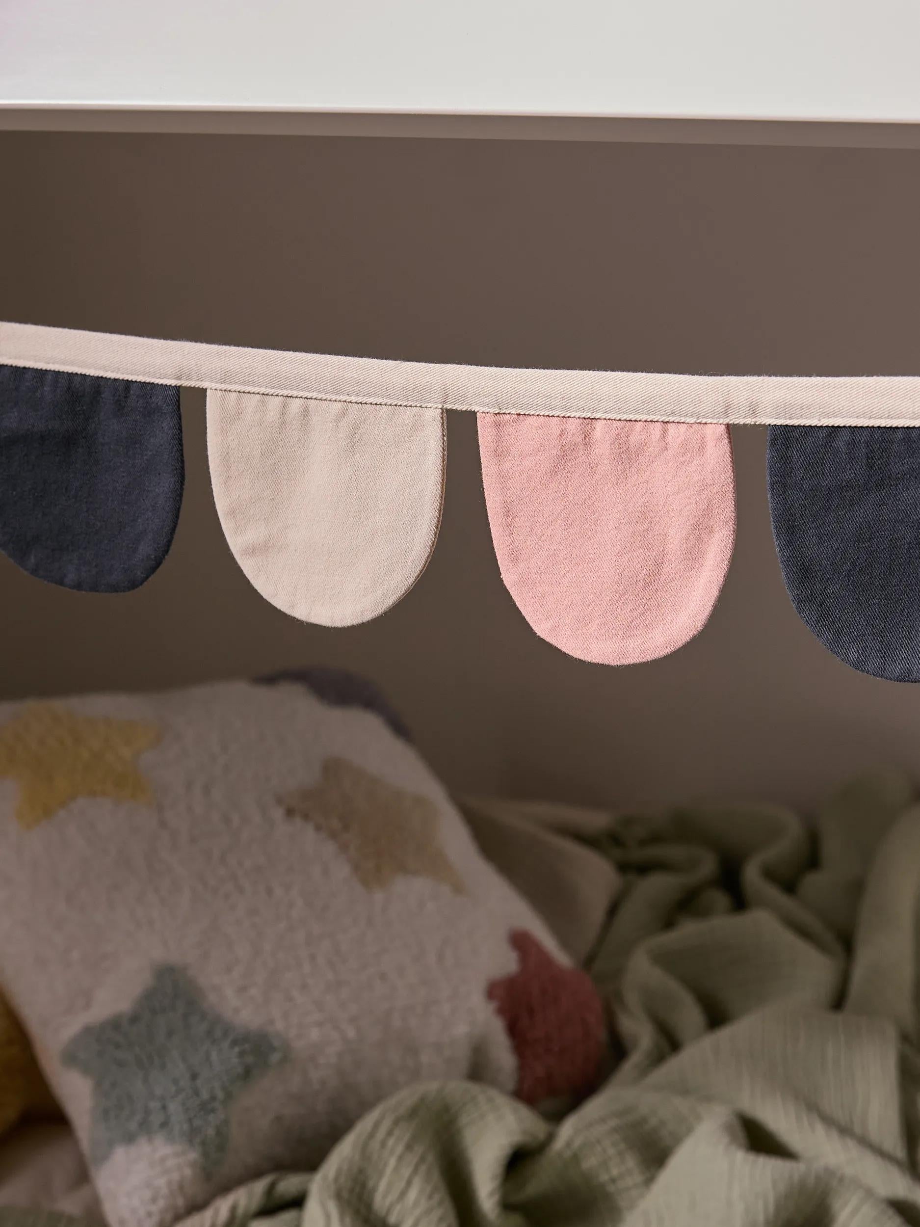 Wall Hanging Hana Pink/Black