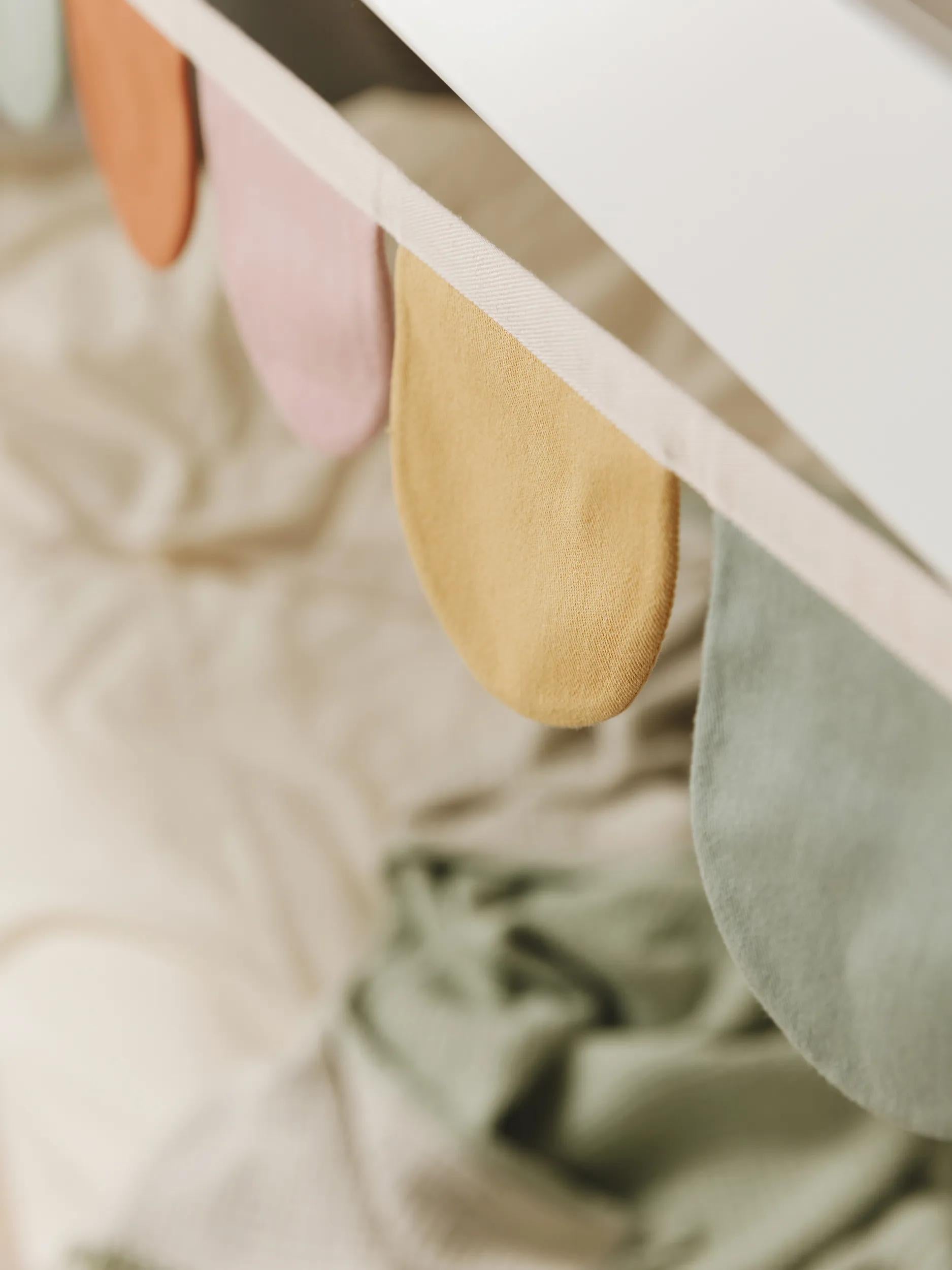 Suspension murale Hana multicolore