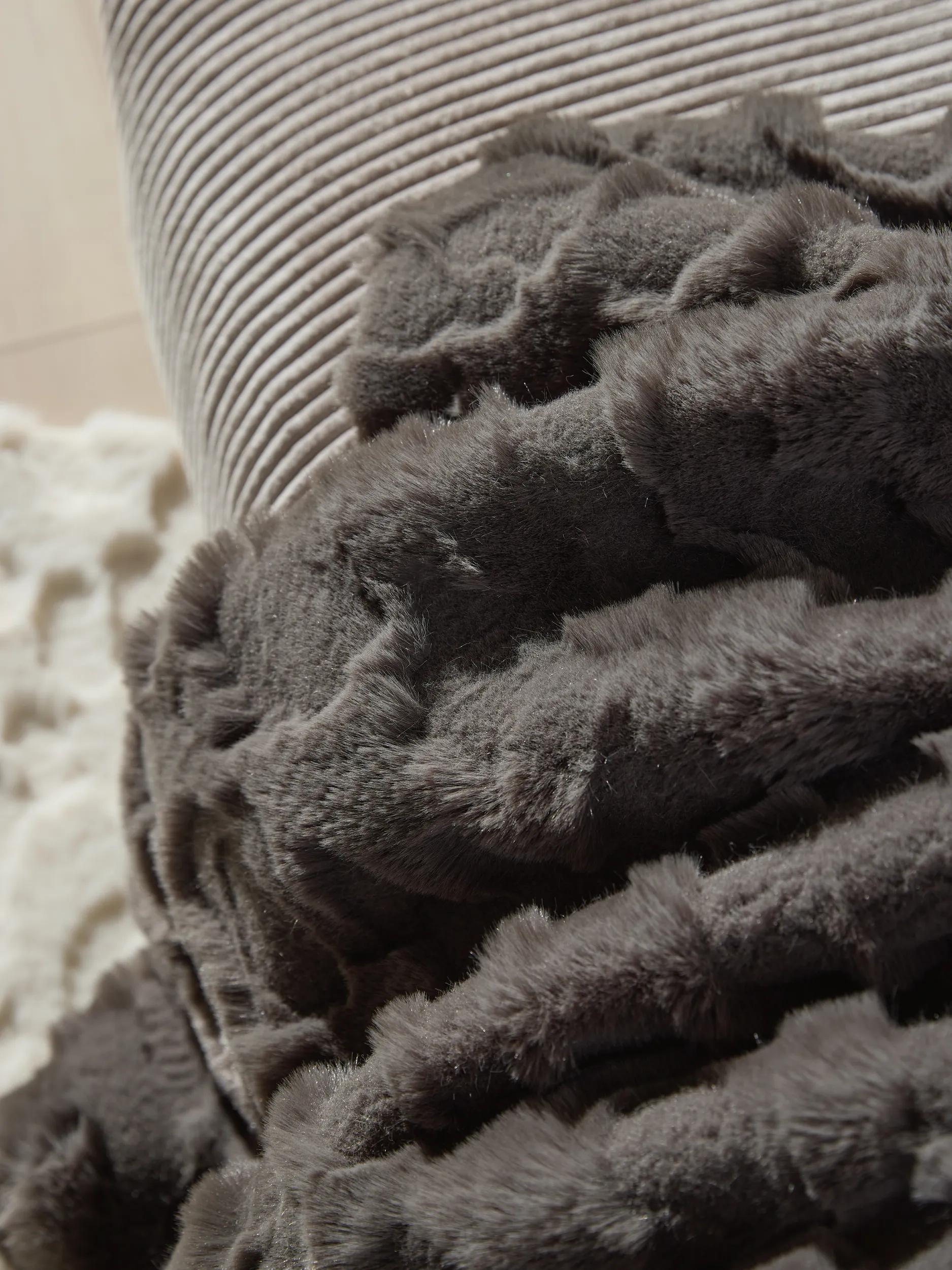 Blanket Immy Charcoal