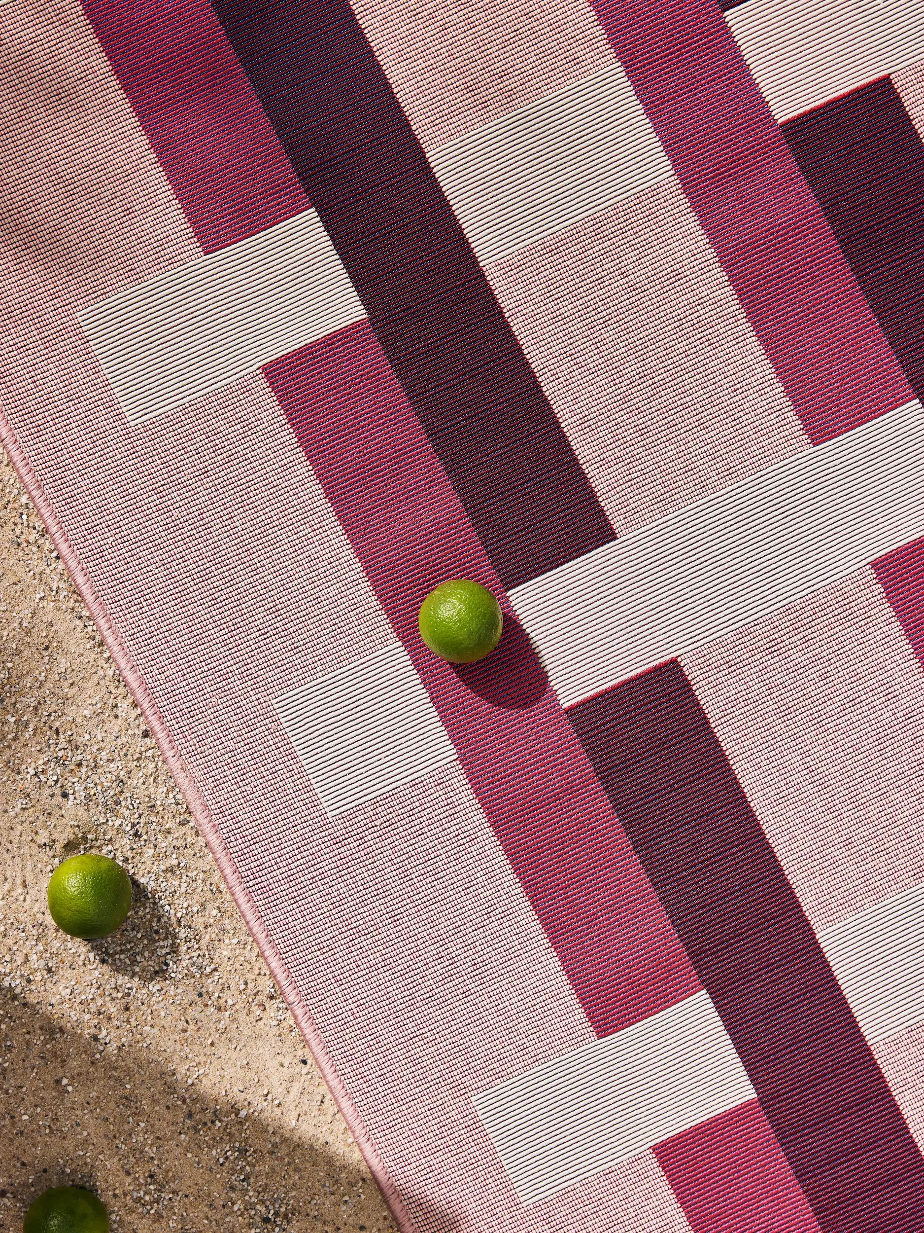 In- & Outdoor Rug Jovis Pink