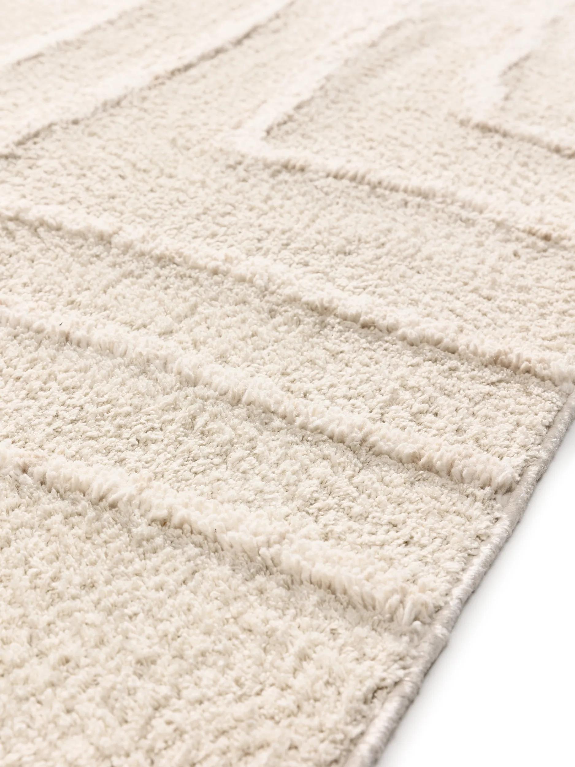 Rug Junis Cream