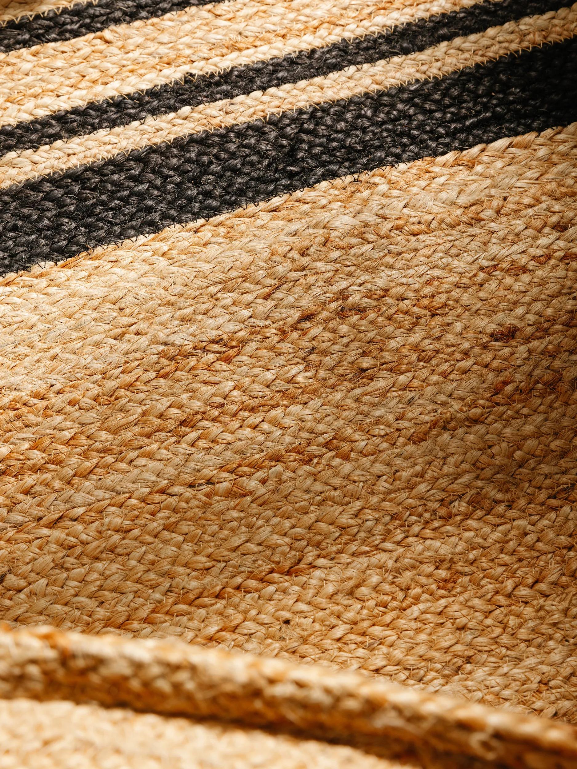 Jute Rug Jutta Black