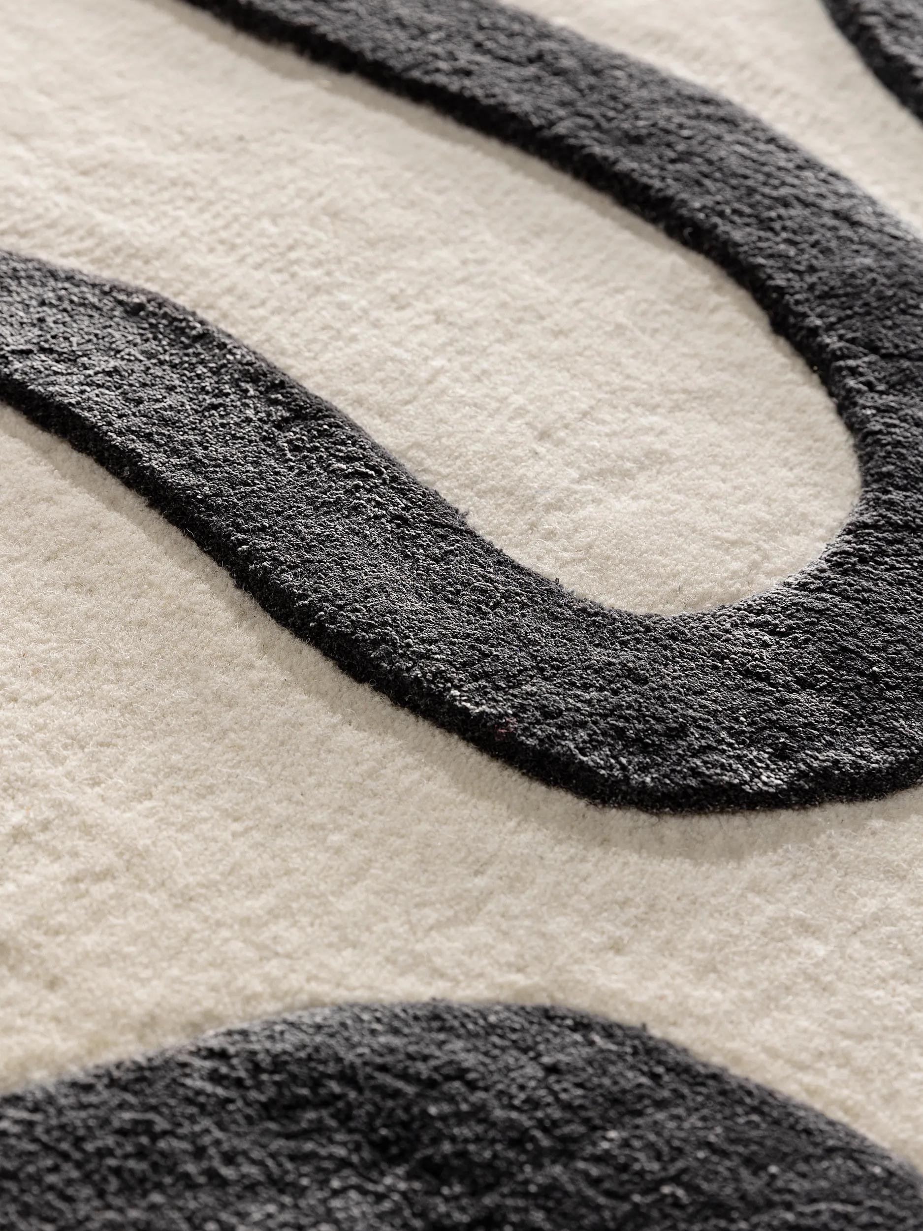 Rug Keith Black/White