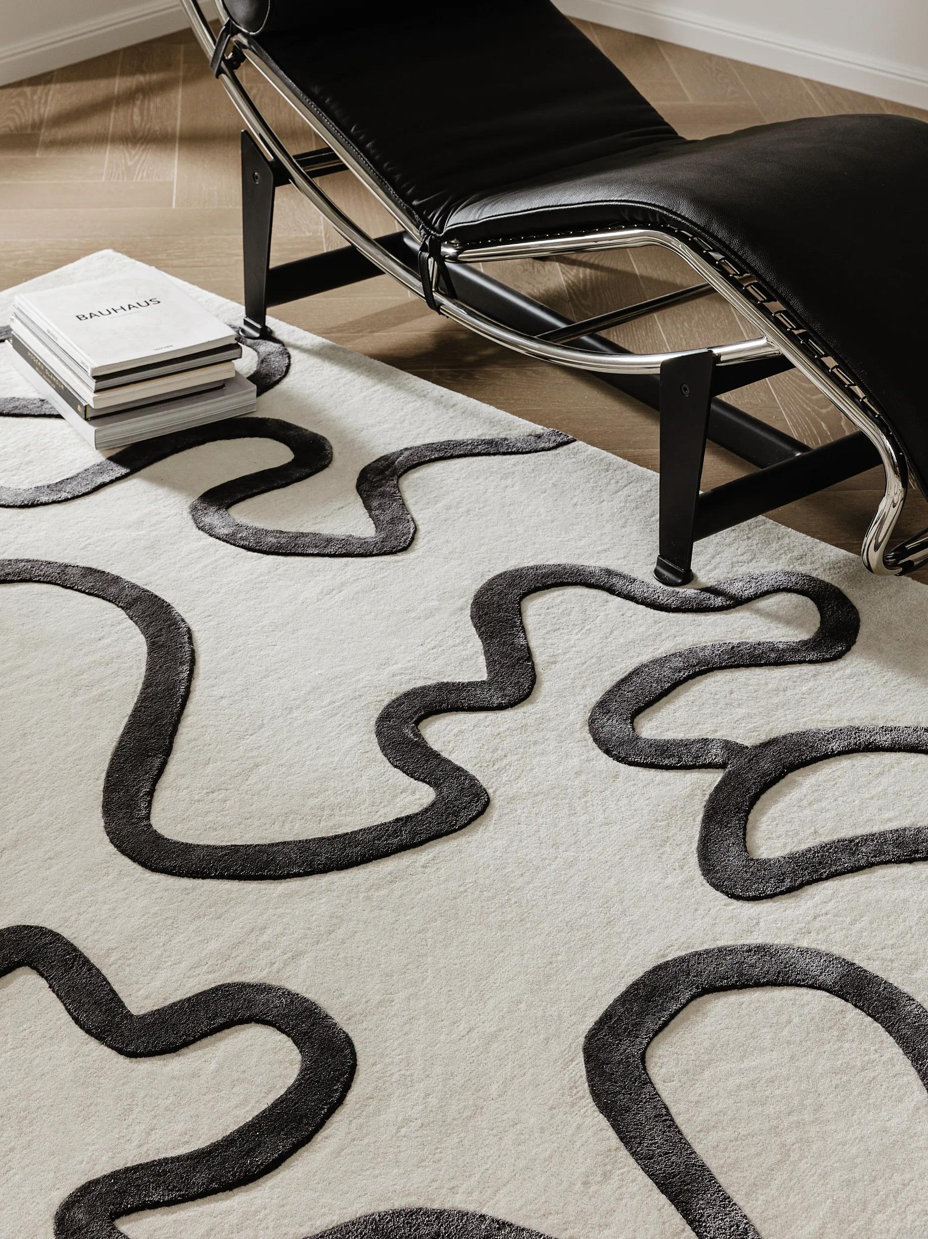 Rug Keith Black/White