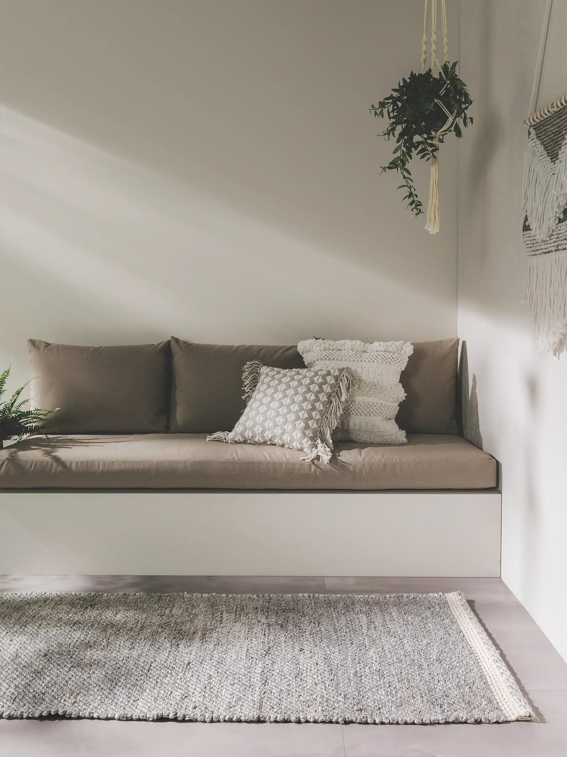 Rug made from recycled material Kiah Grey