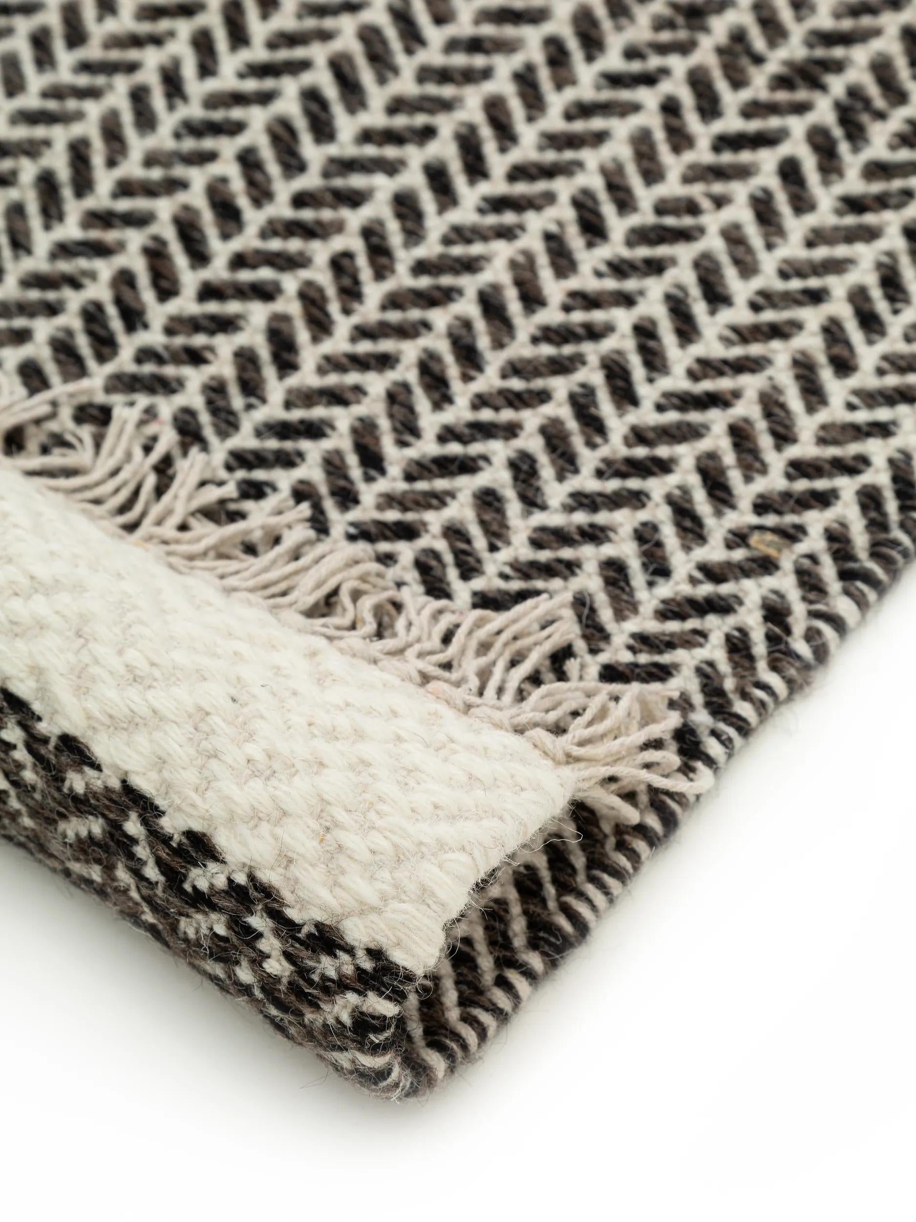 Wool Runner Kim Black/White