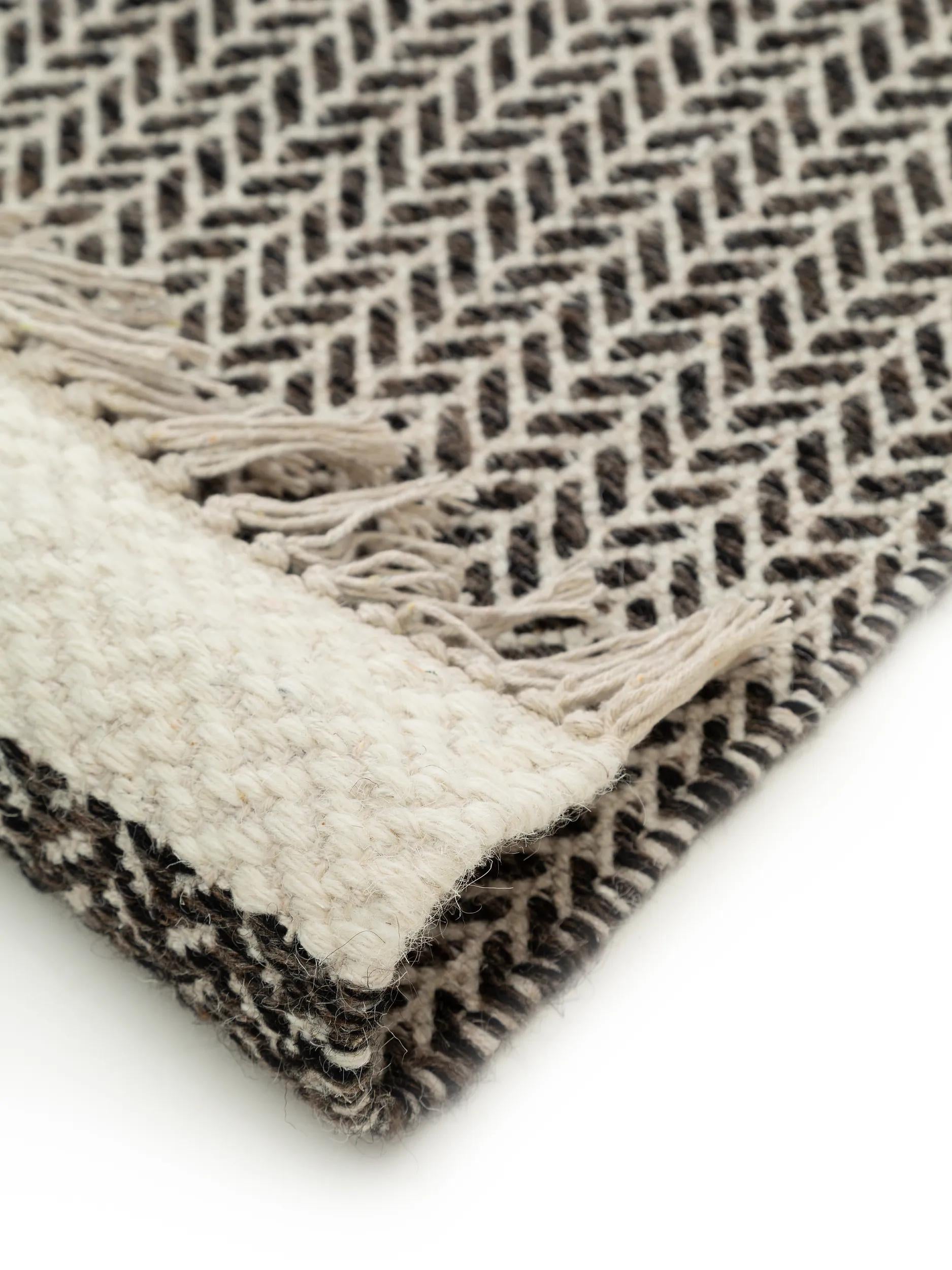 Wool Rug Kim Black/White