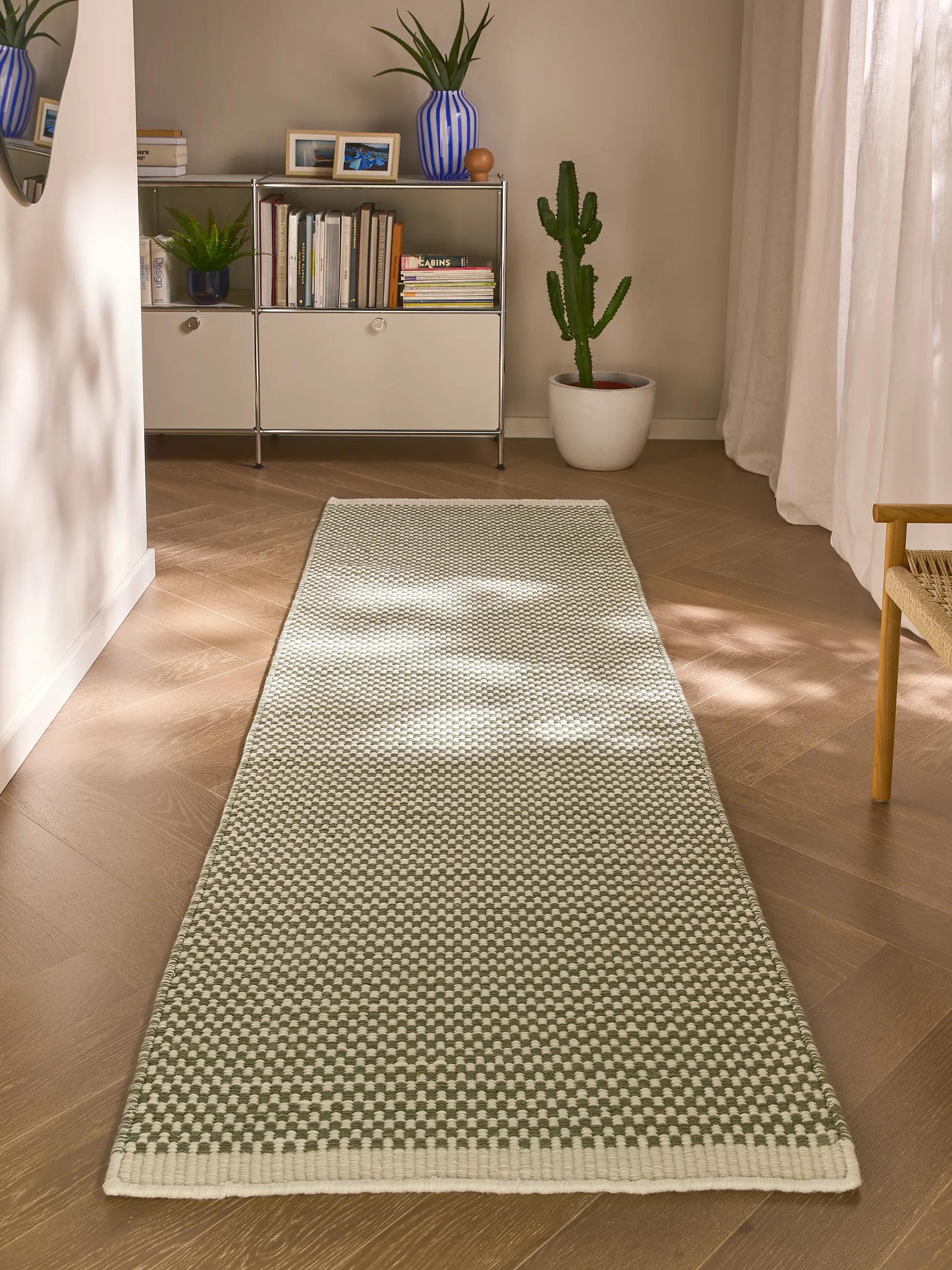 Wool Runner Laura Green