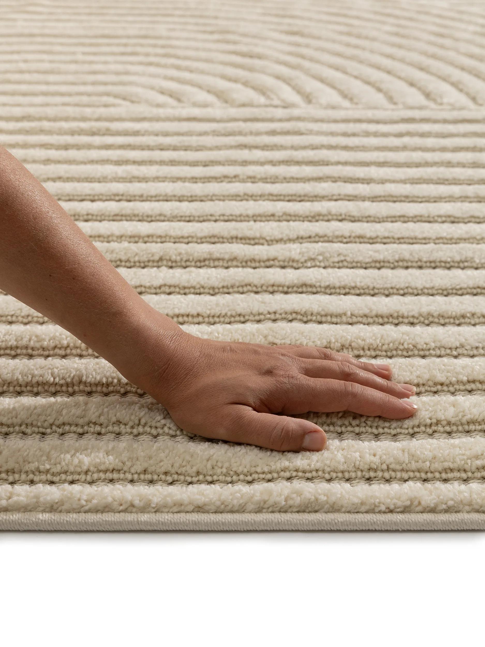 Rug Leo Cream