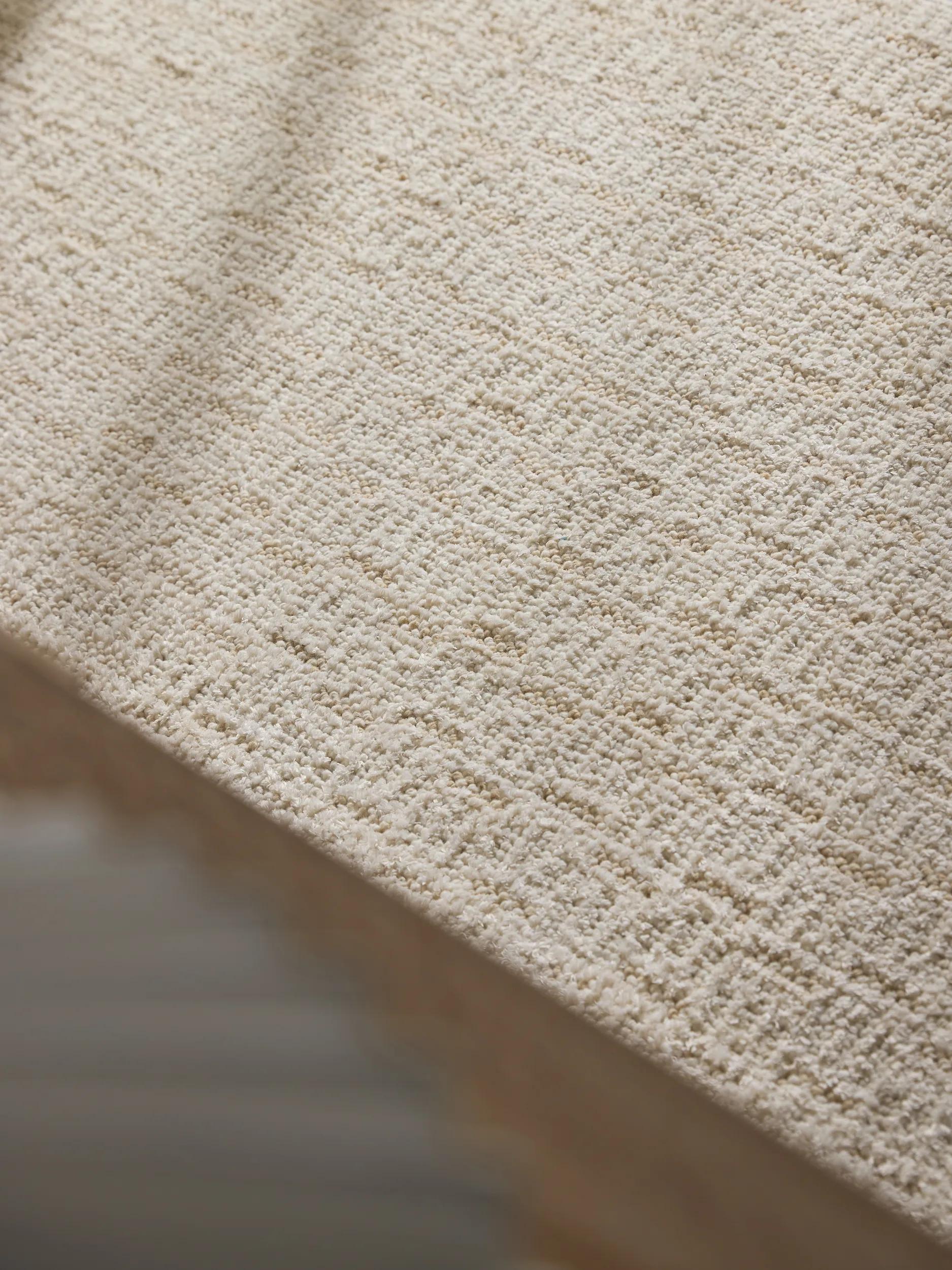 Runner Lilibeth Cream