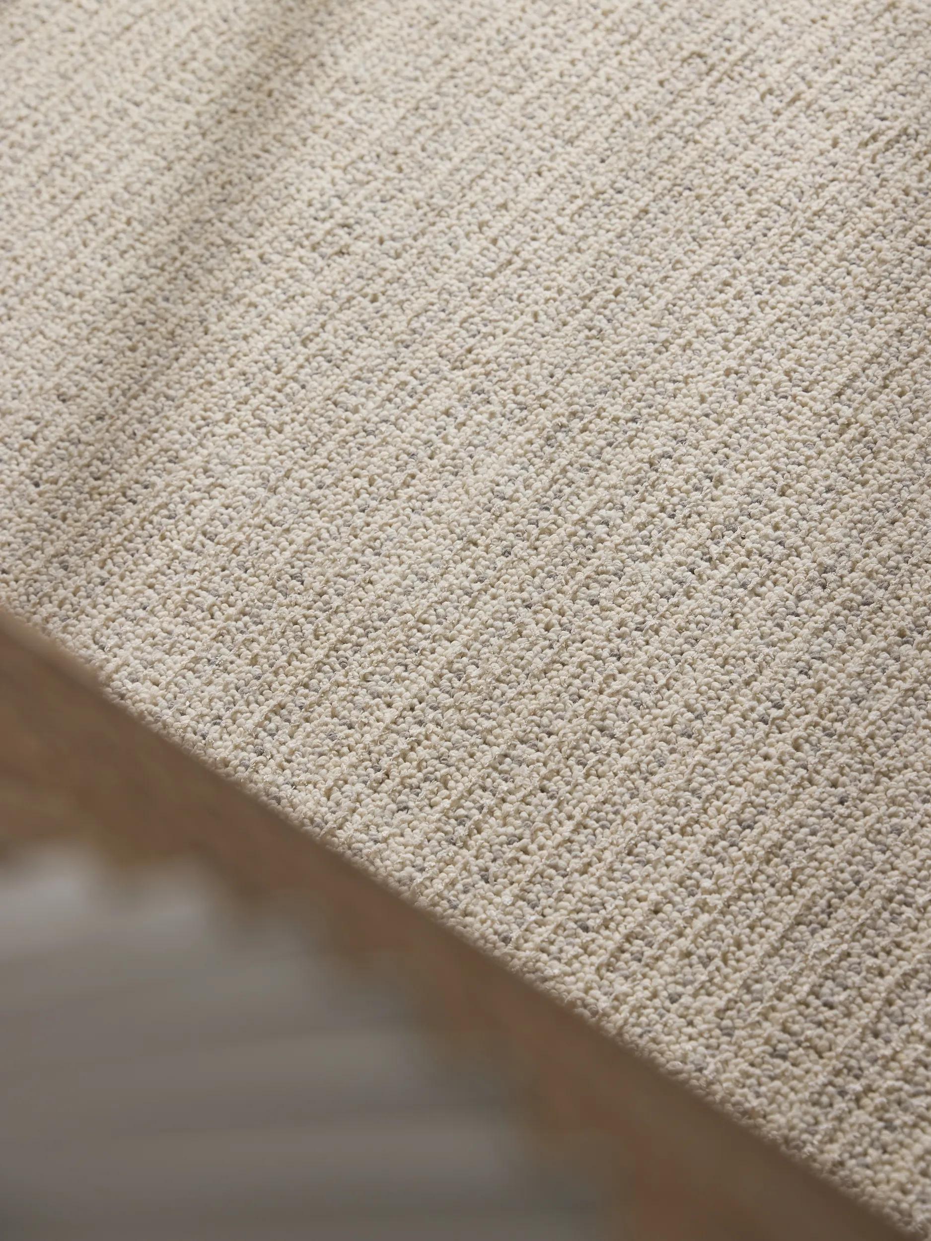 Runner Lilibeth Cream