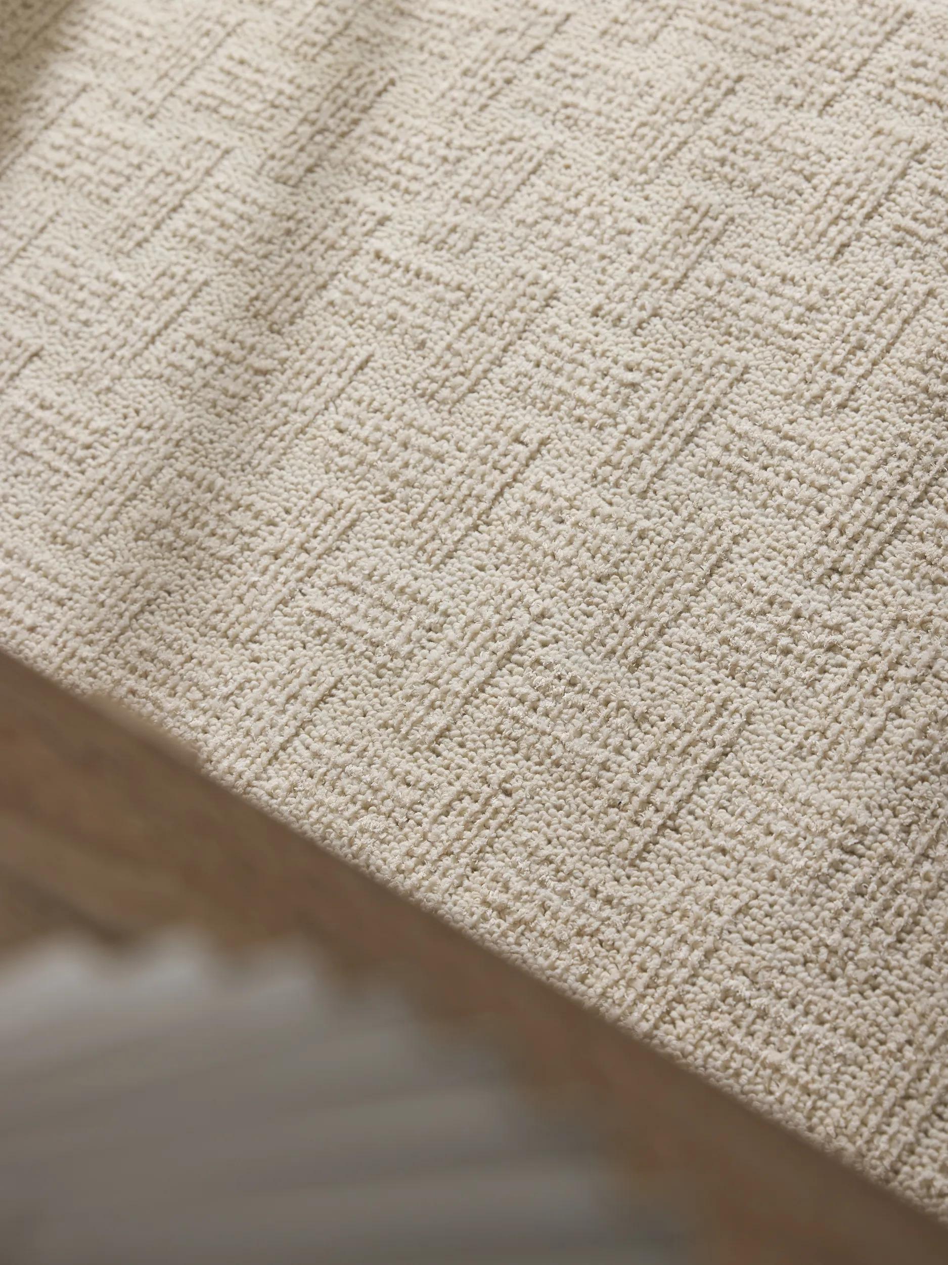 Runner Lilibeth Cream