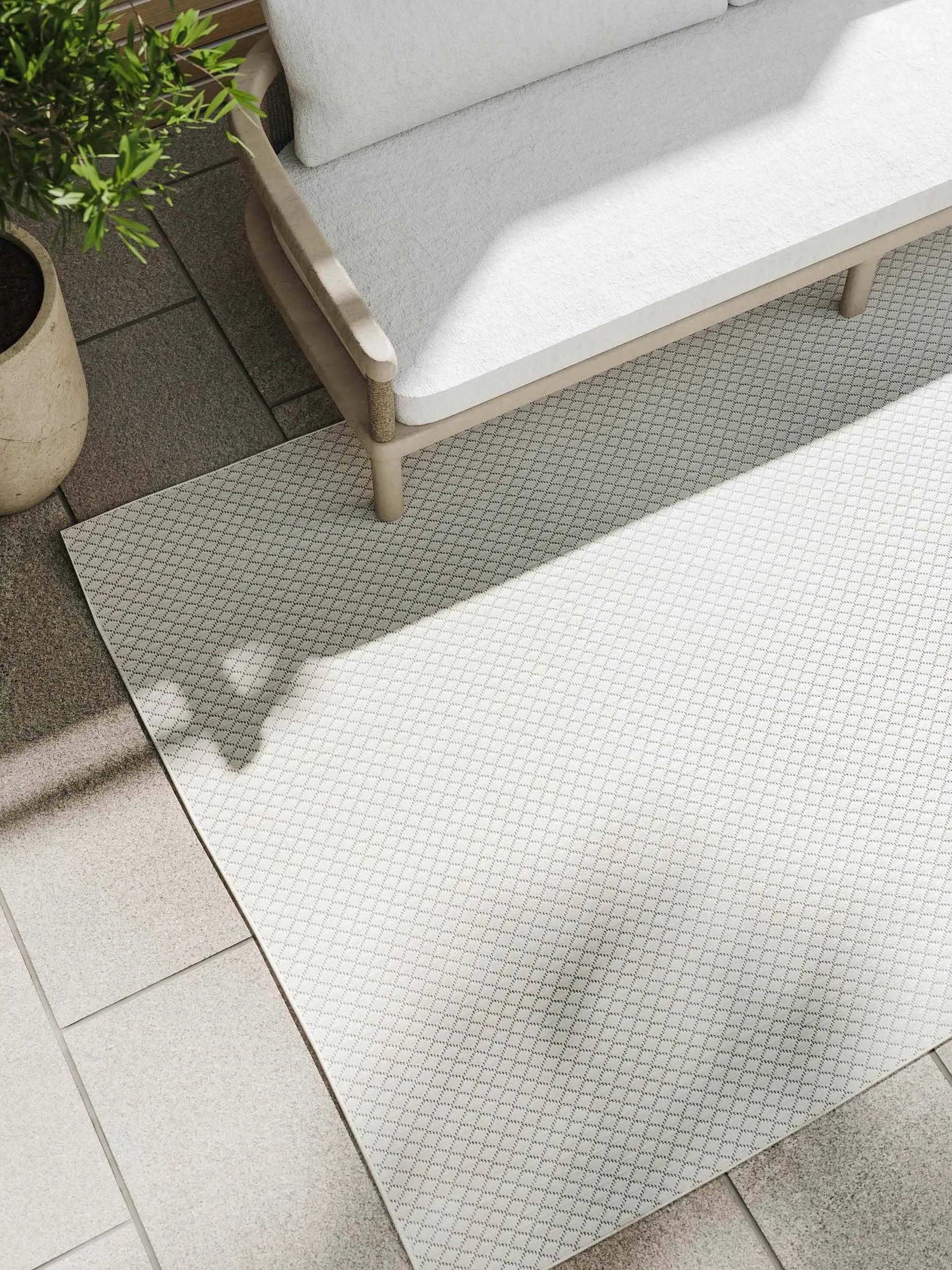 In- & Outdoor Rug Lou White