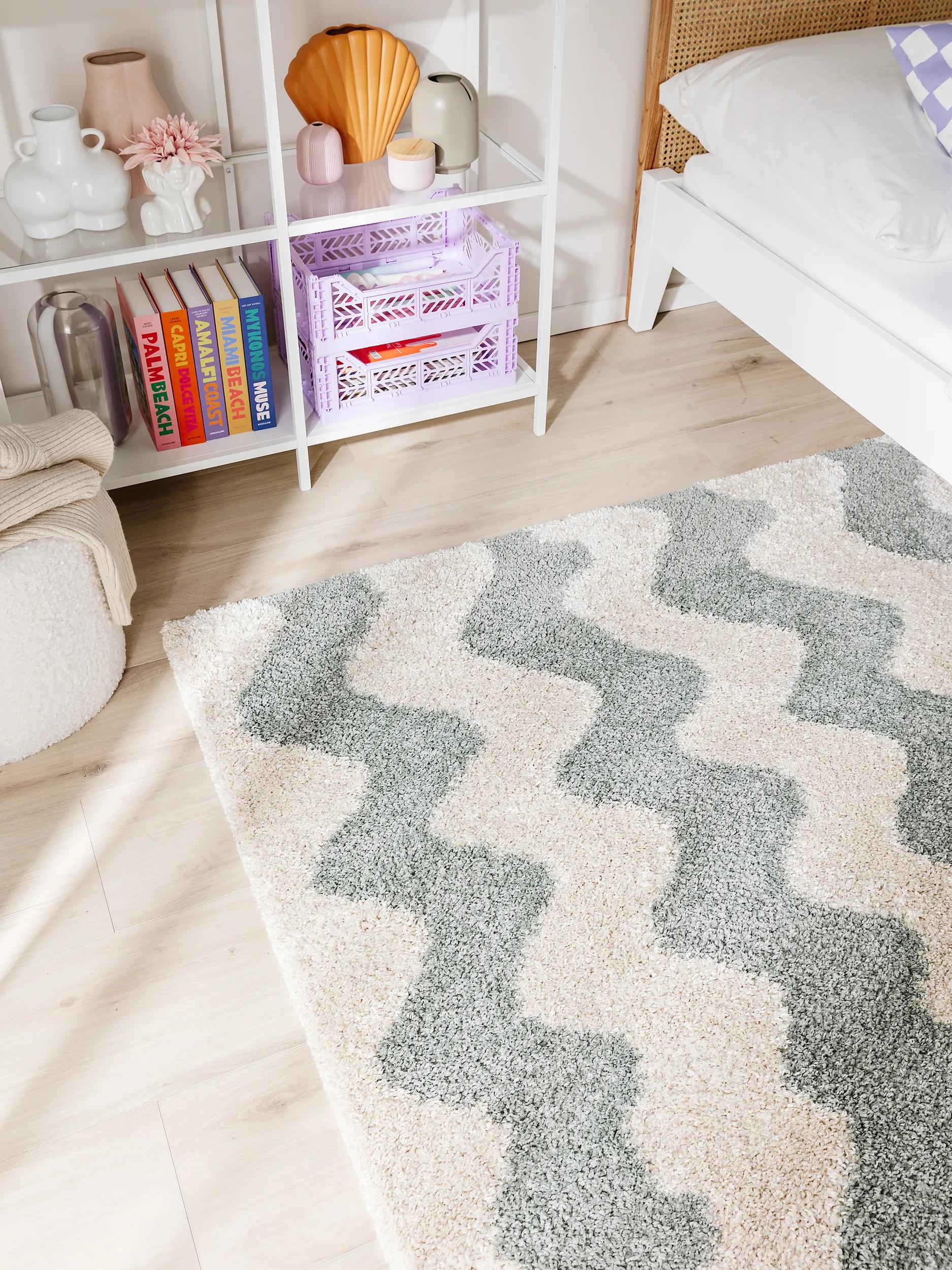 Shaggy rug Louise Green