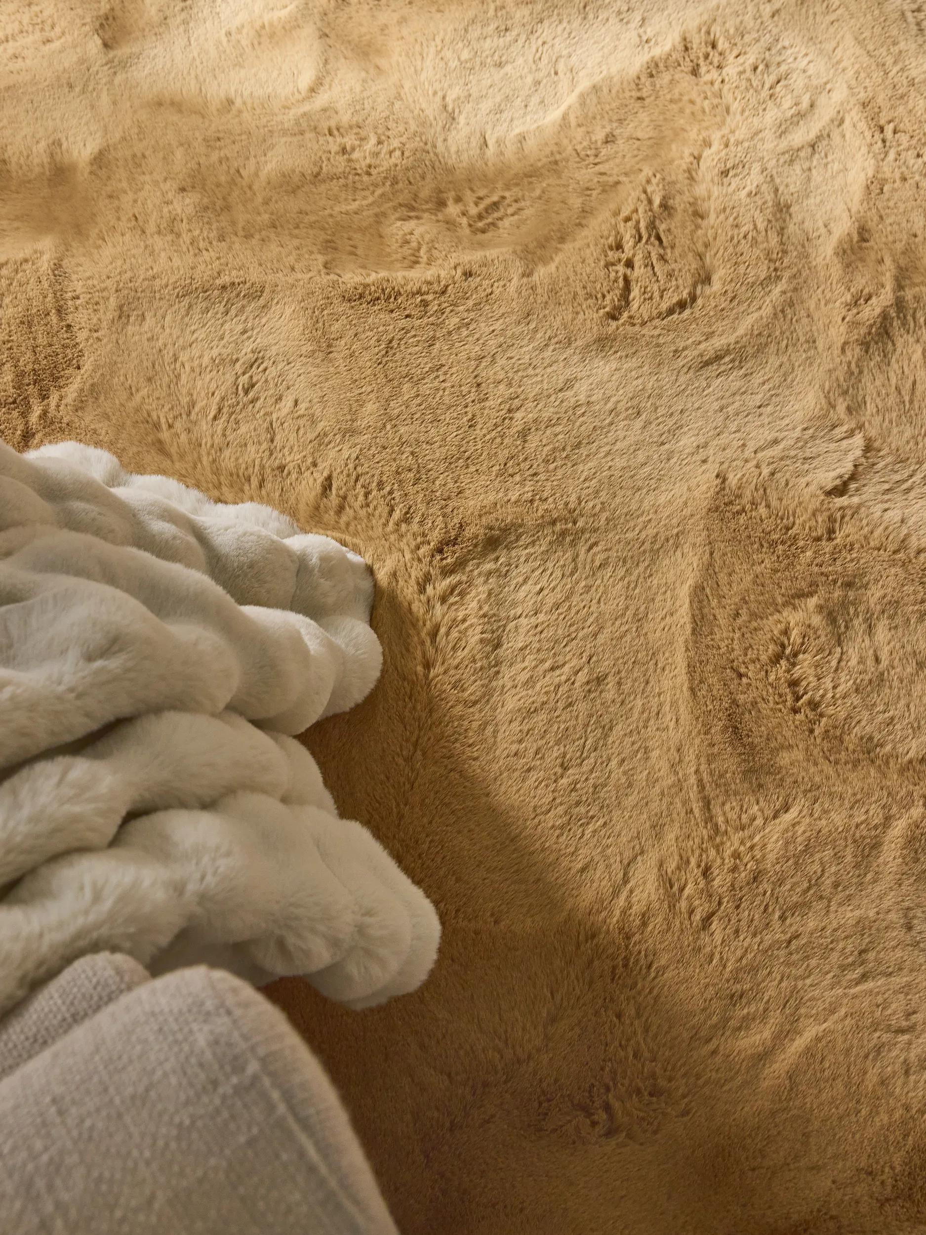 Shaggy Round Rug Lux Light Brown