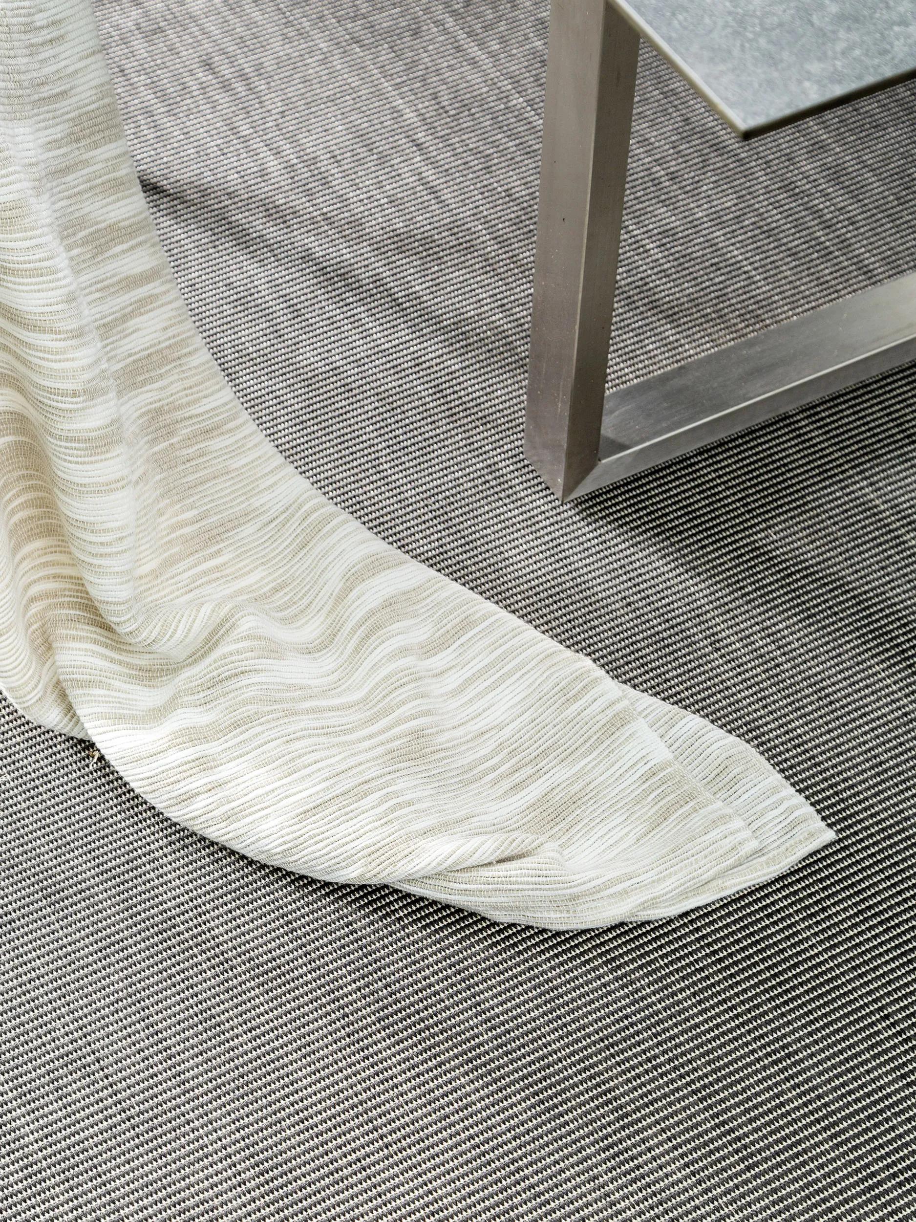 In- & Outdoor Rug Metro Black