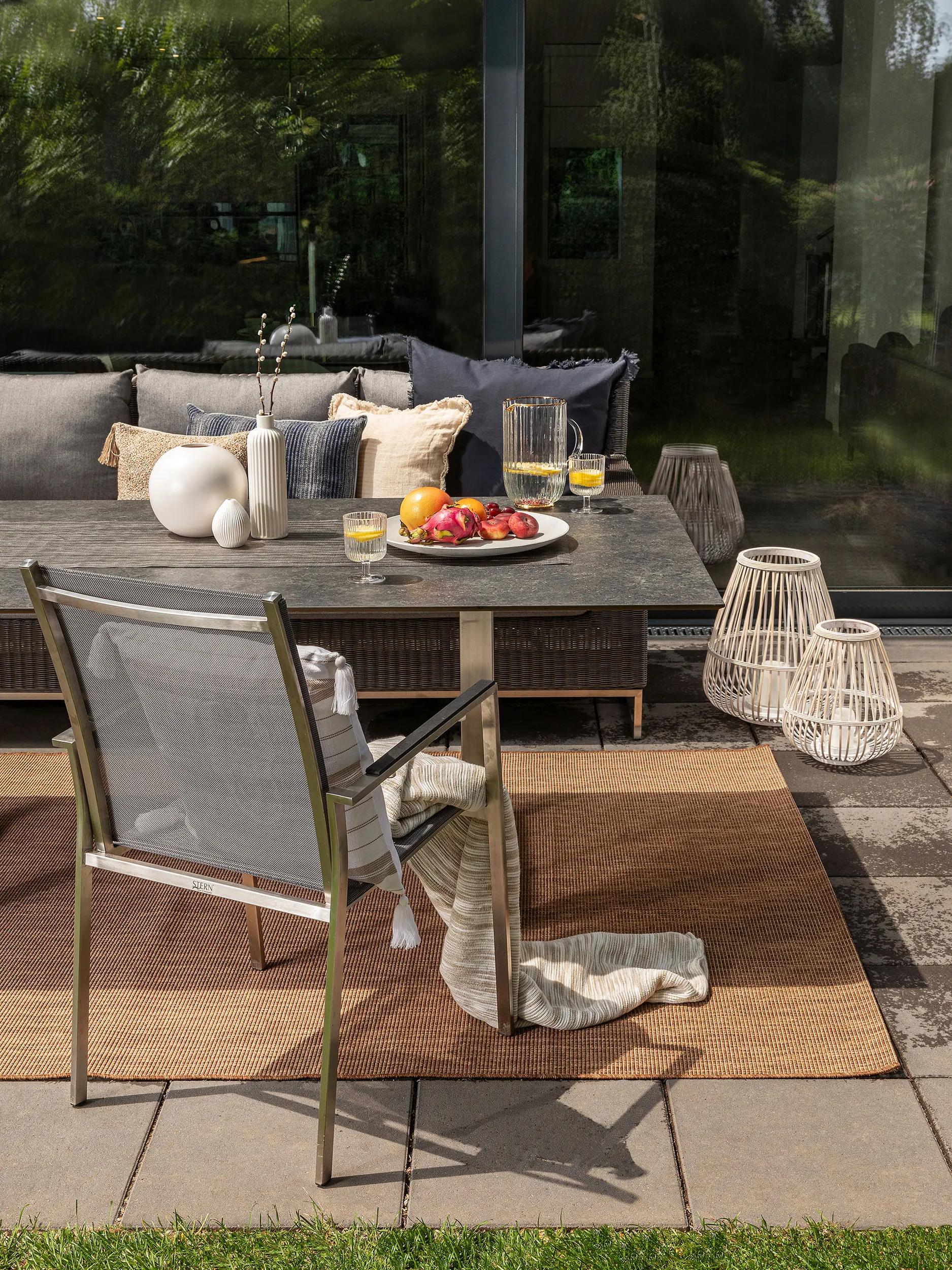 In- & Outdoor Rug Metro Brown