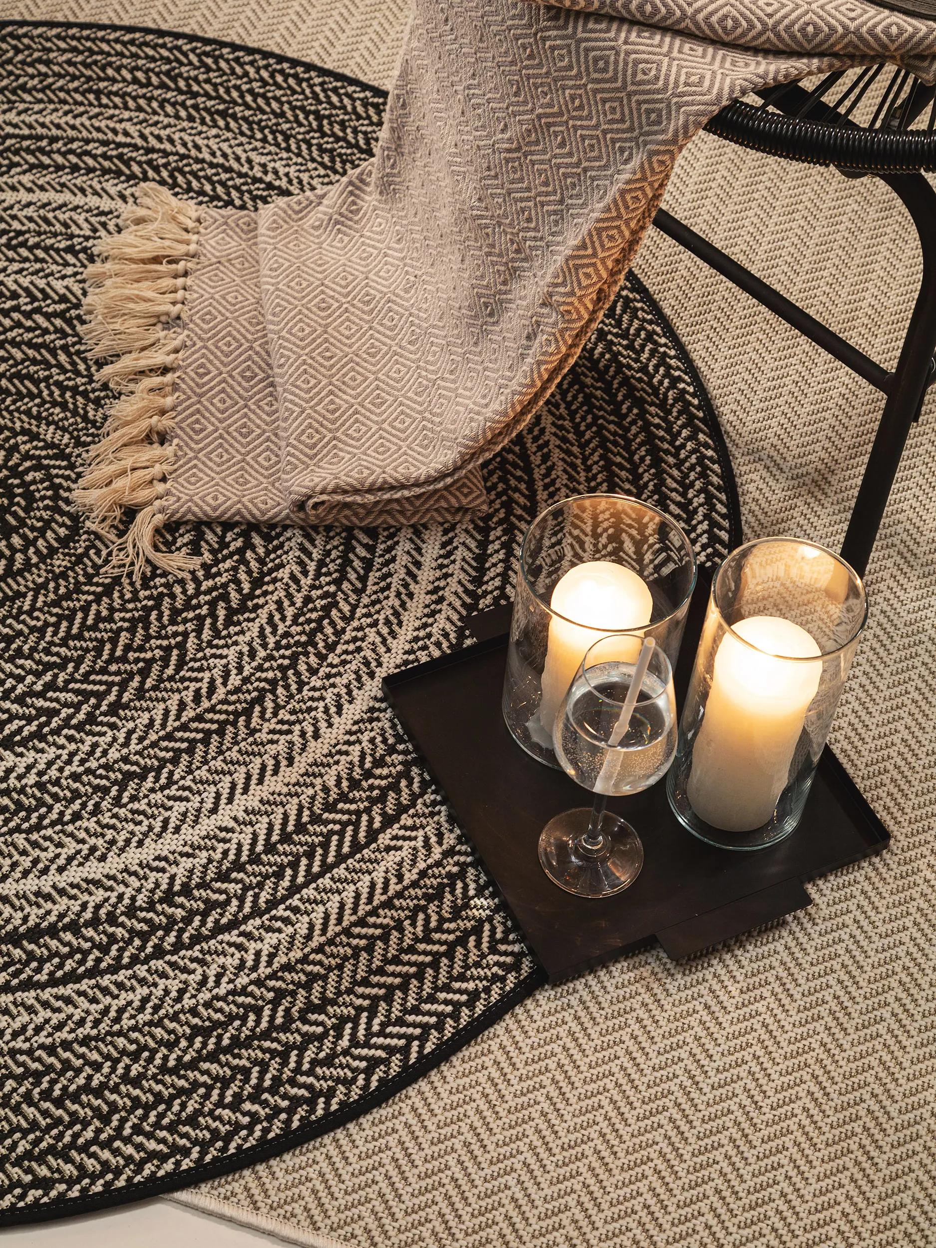 In- & Outdoor Round Rug Metro Black/White
